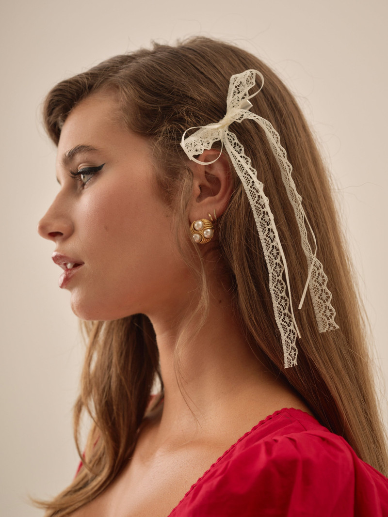 Doily Lace Hair Bow 1