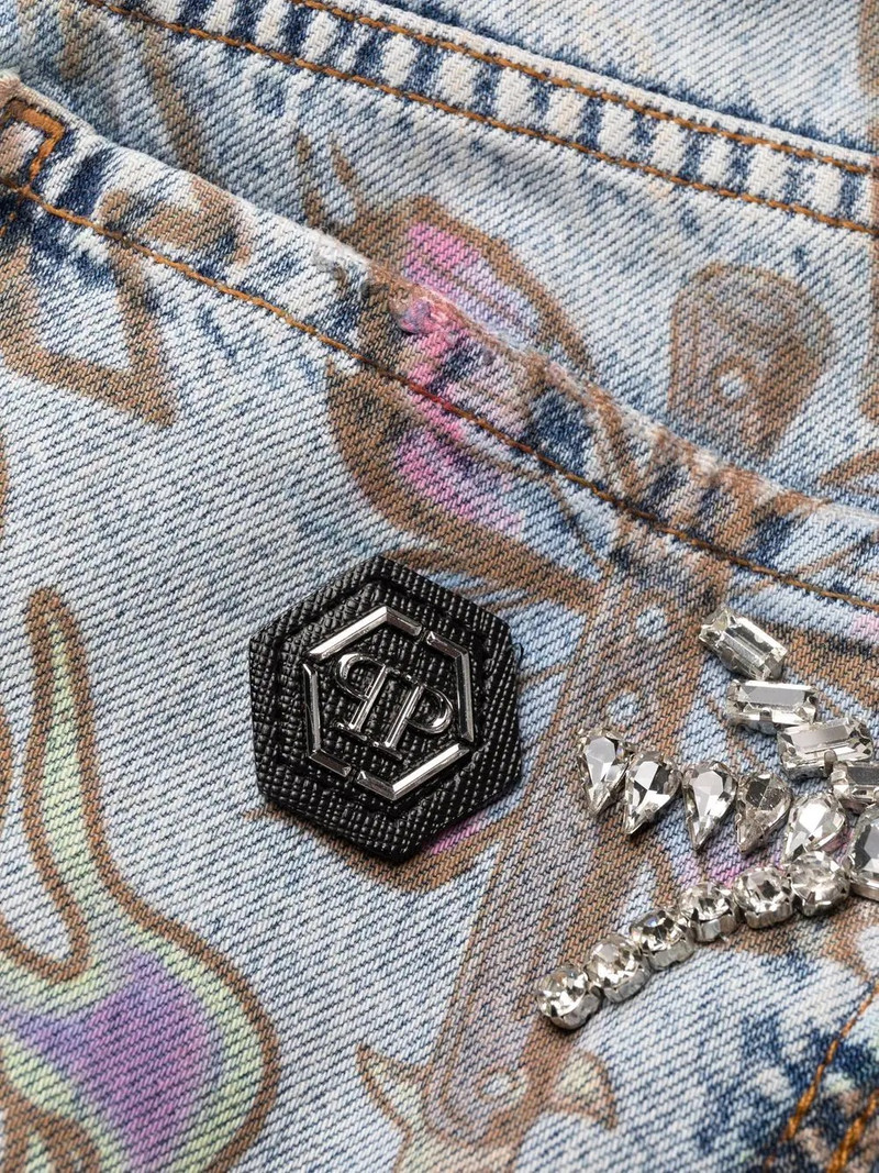 tattoo-monogram boyfriend jeans 7