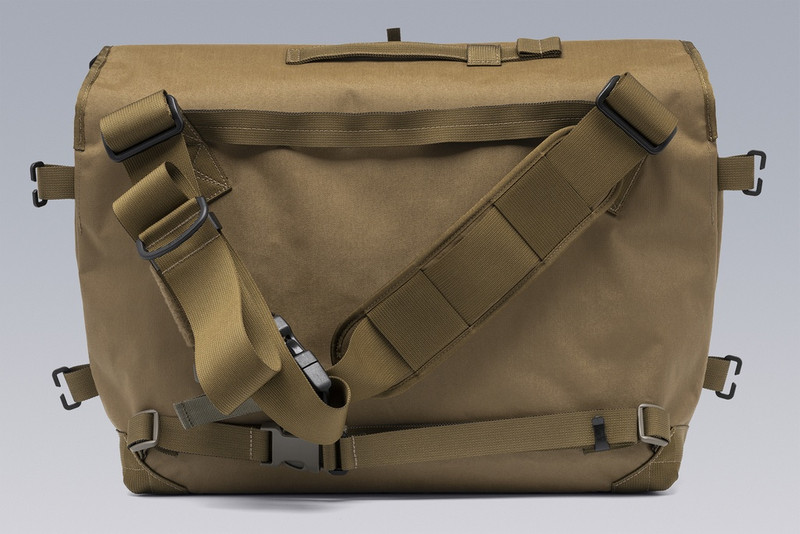 3A-5-COR Messenger Einsatztasche 7