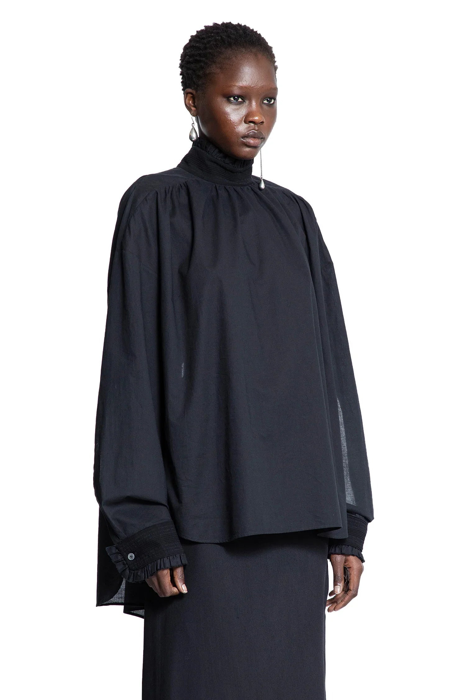 Taru-Turtleneck-Top-In-Light-Cotton - 2
