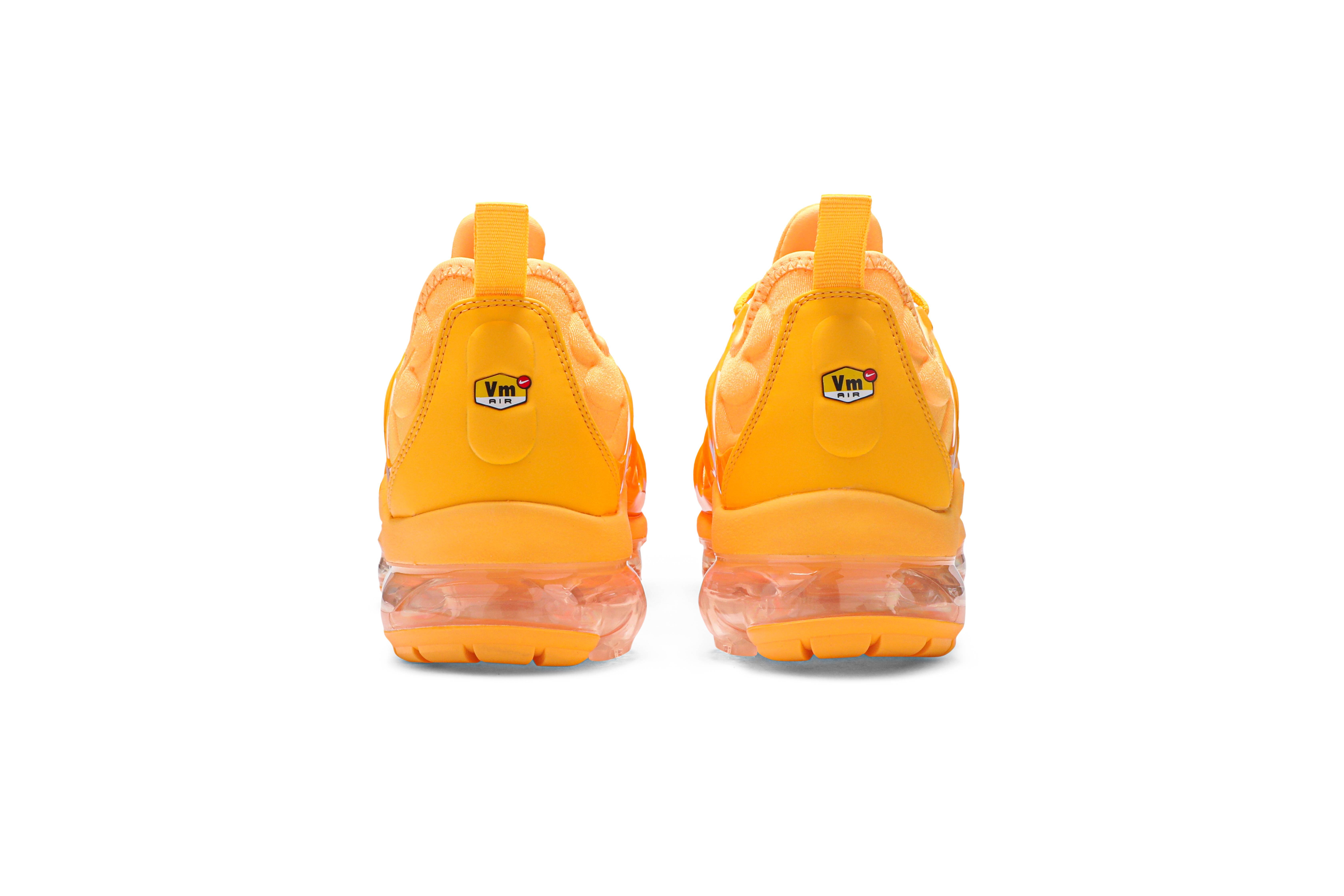 Wmns Air VaporMax Plus 'Orange' - 6