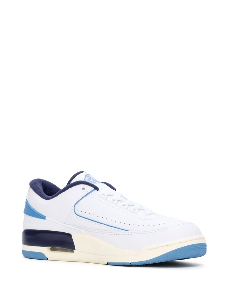 Jordan Jordan 2/3 "UNC" sneakers outlook