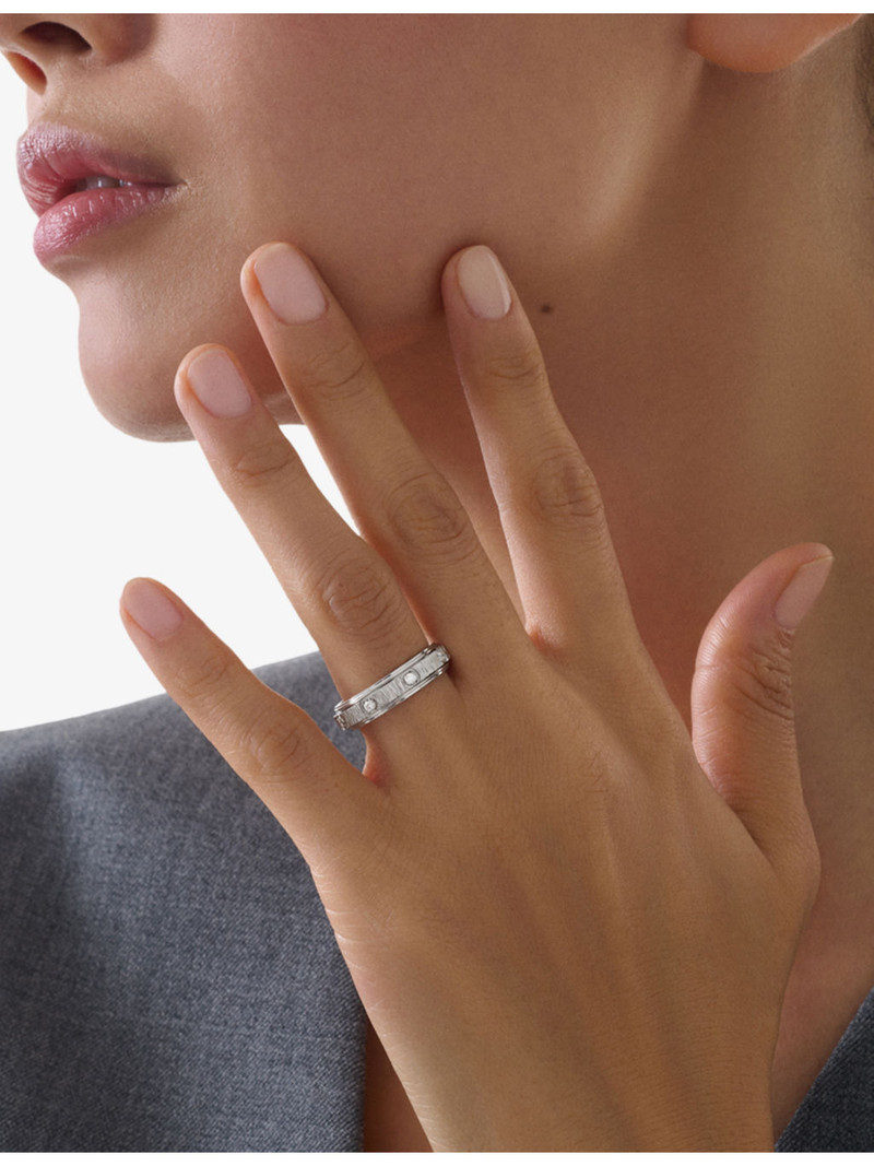 Piaget Possession 18ct White-Gold And 0.15ct Brilliant-Cut Diamond Ring outlook