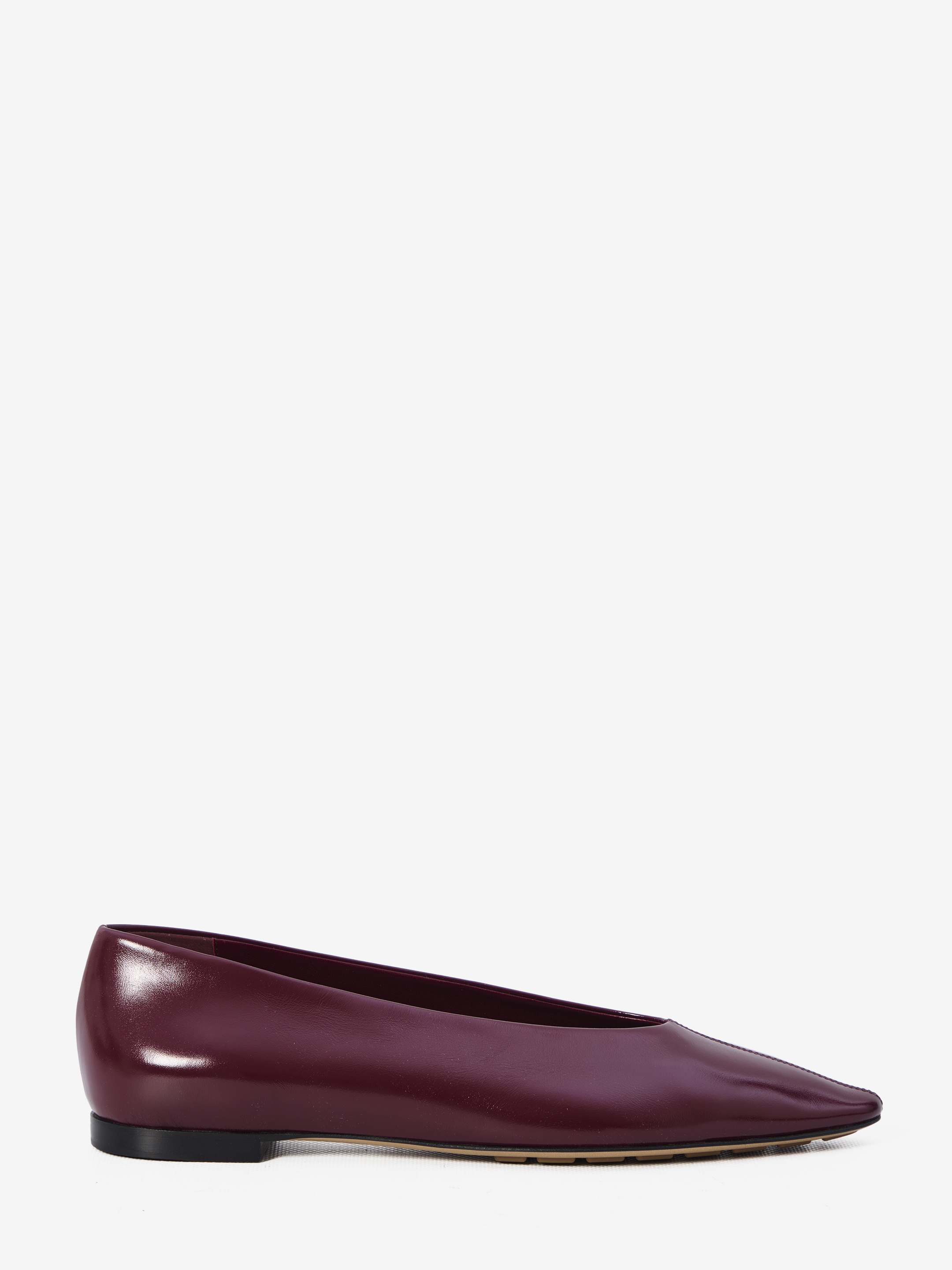 バレエシューズ BOTTEGA VENETA Burgundy Sofia ballet flats Bottega Veneta® Women's Sofia Ballerina in Barolo. Shop