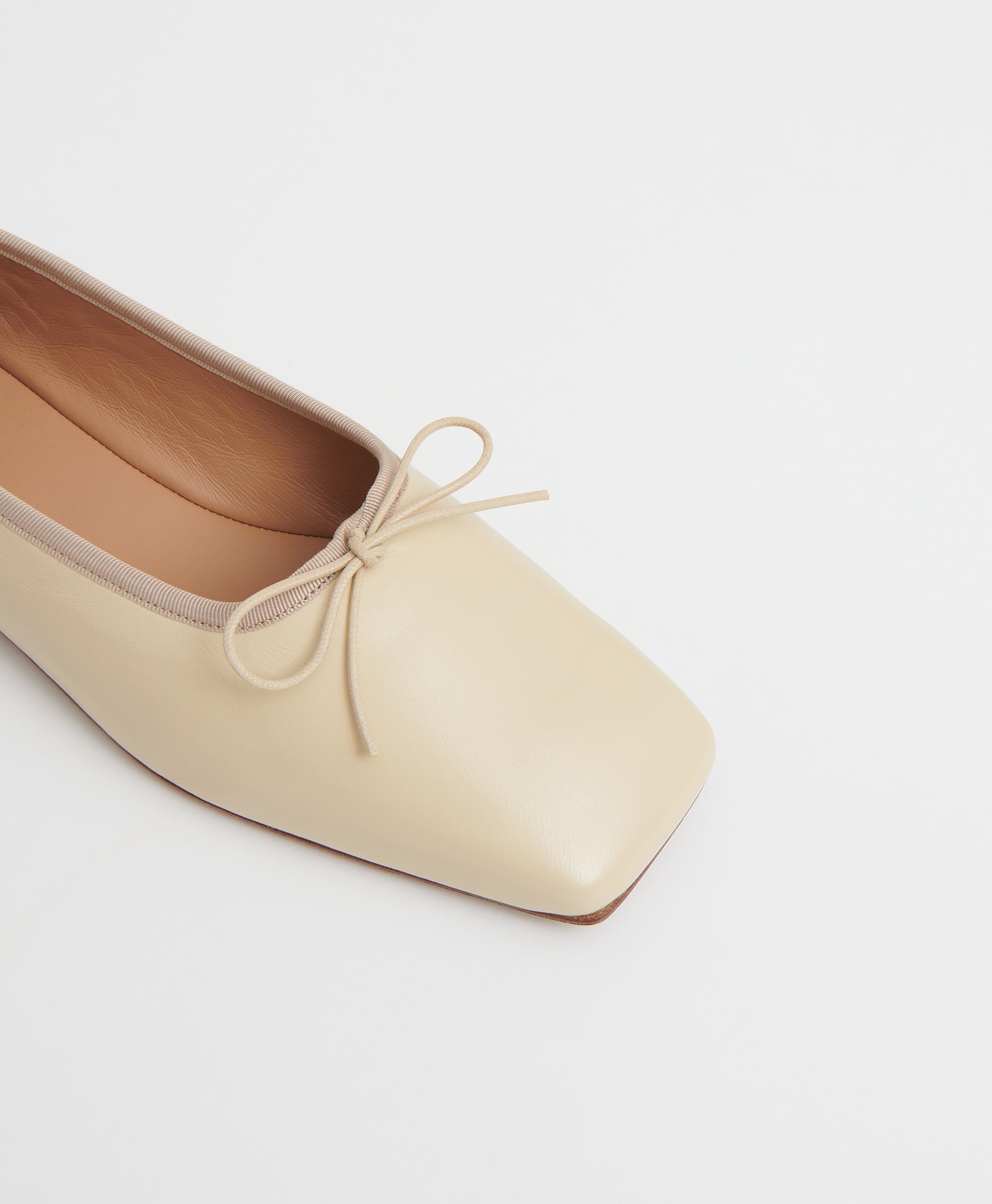 SQUARE TOE BALLERINA - 2