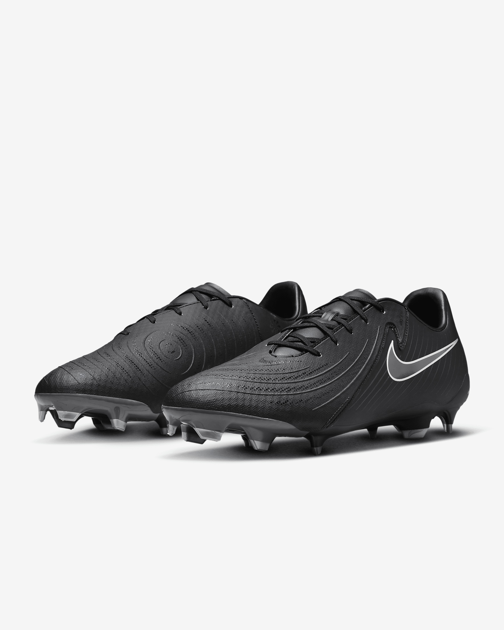 Nike Men's Phantom GX 2 Academy MG Low-Top Soccer Cleats - 5