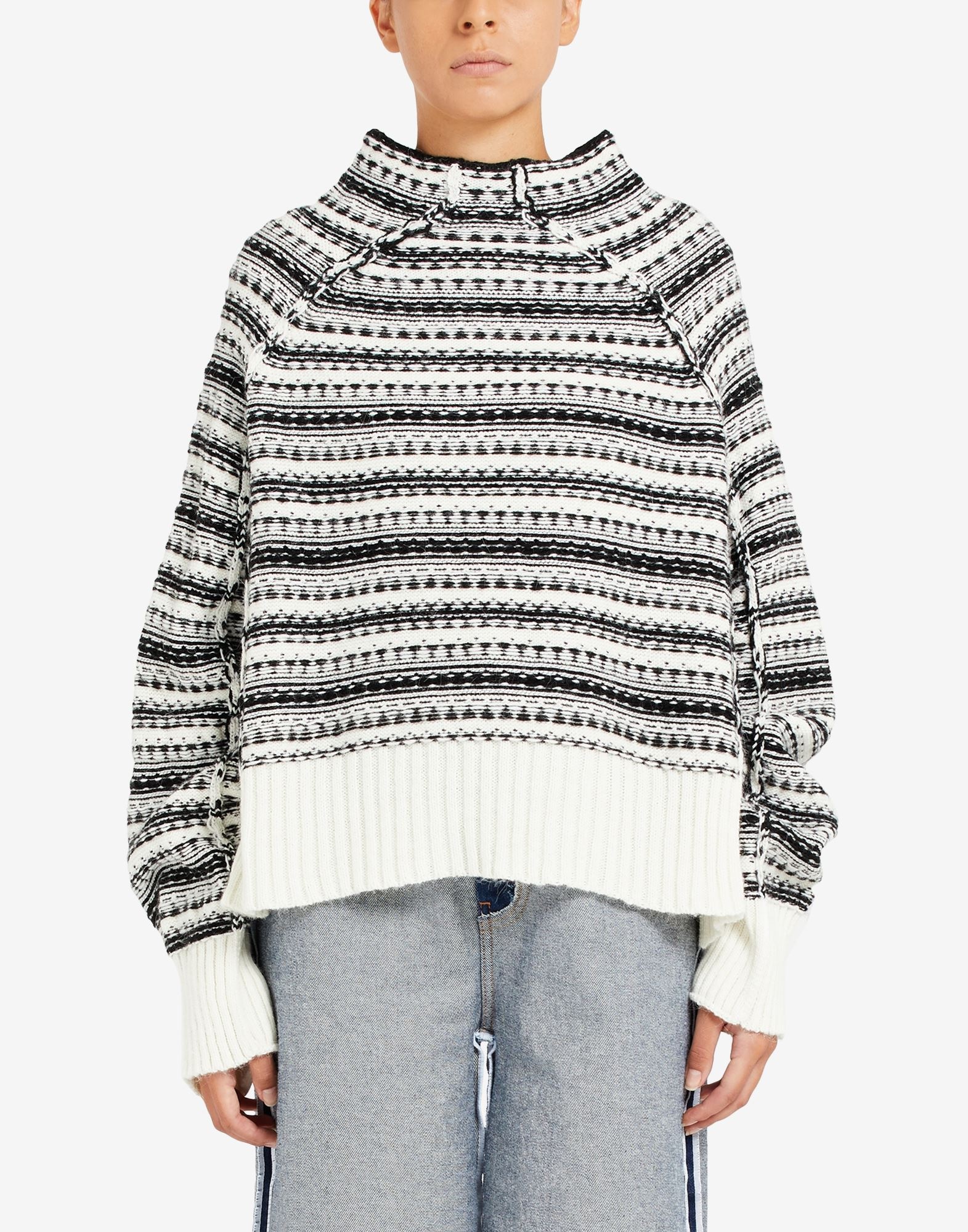 Reversed high-neck sweater - 5