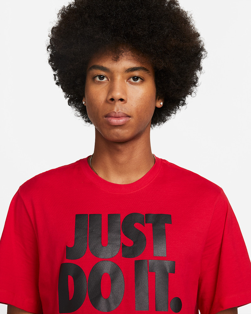 Nike Sportswear Men's T-Shirt 3