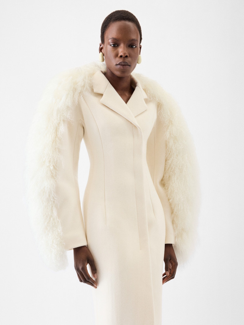 The Boa coat 5