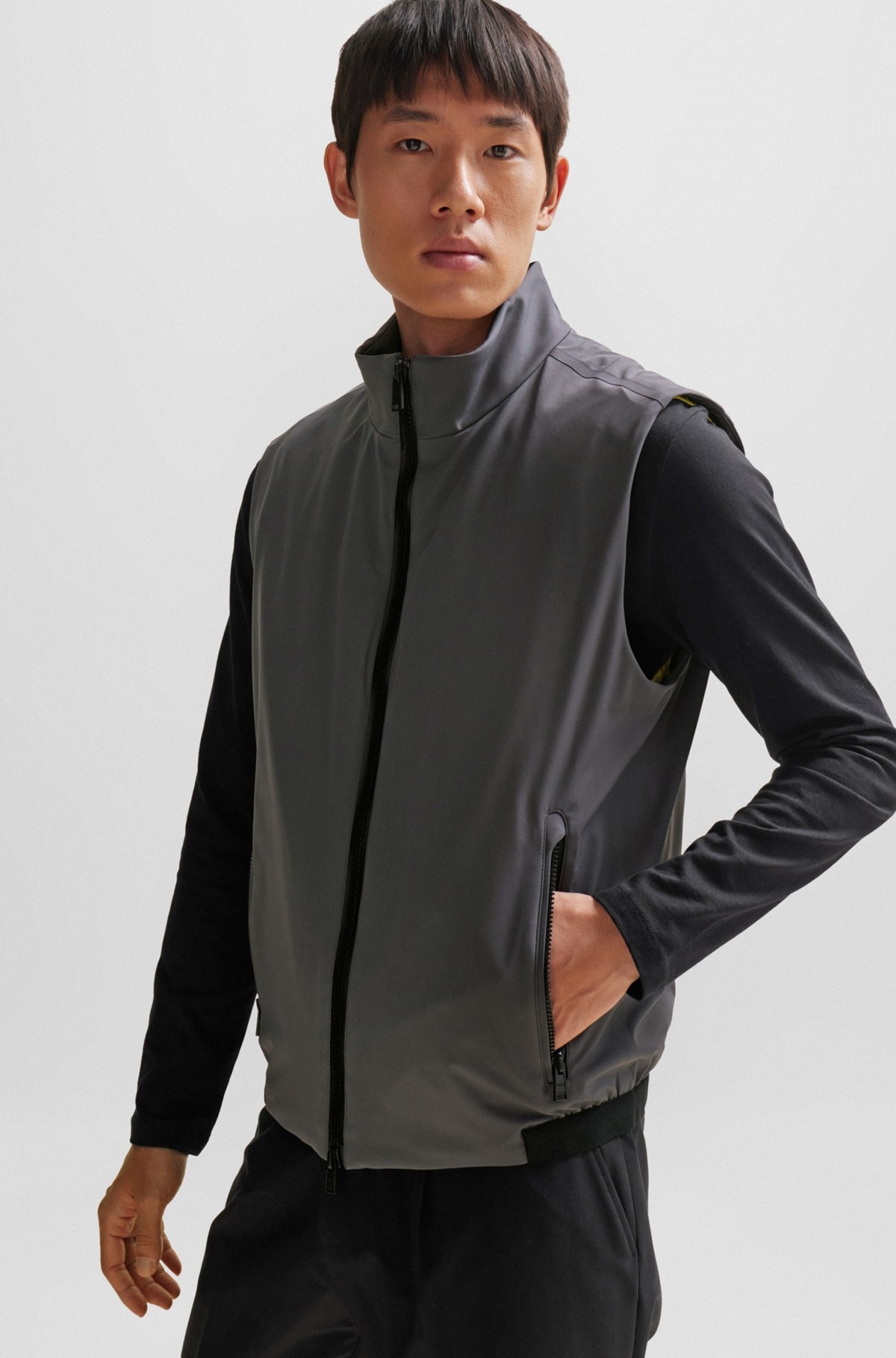 REGULAR-FIT GILET IN WATER-REPELLENT PERFORMANCE-STRETCH FABRIC - 6