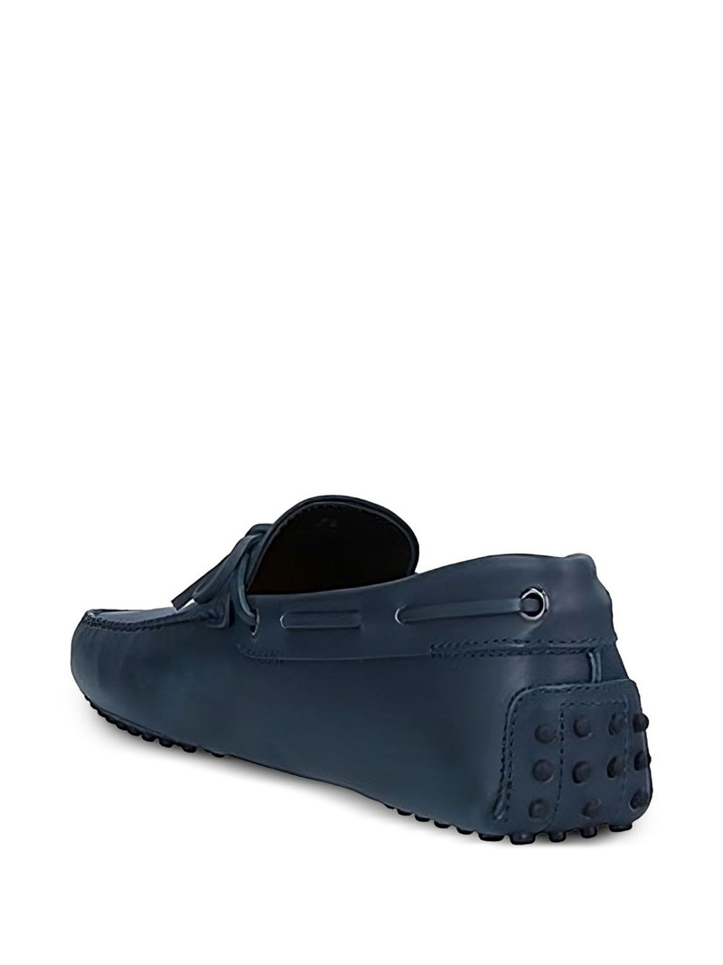 Gommino tie-detail boat shoes 3