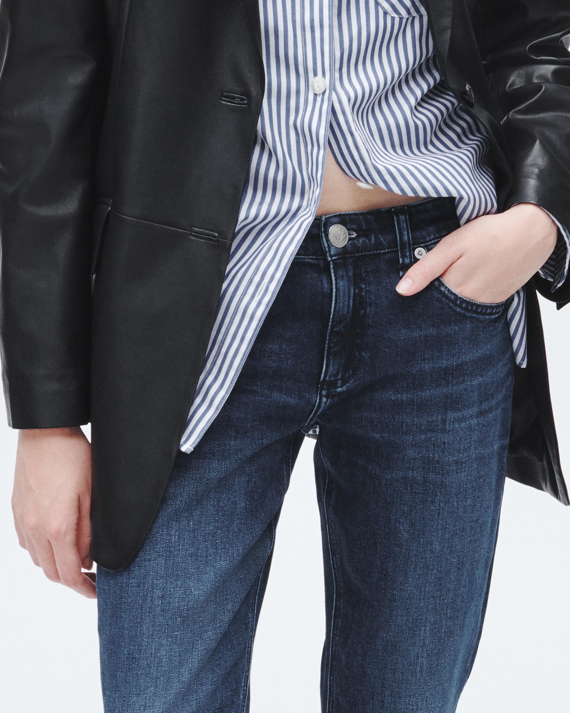 Dre Slim Boyfriend Jean
Vintage Stretch Denim - 5