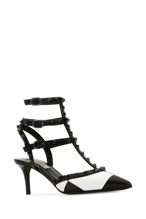 パンプス VALENTINO TWO-TONE LEATHER ROCKSTUD PUMPS Valentino Garavani Two-tone leather rockstud pumps | The