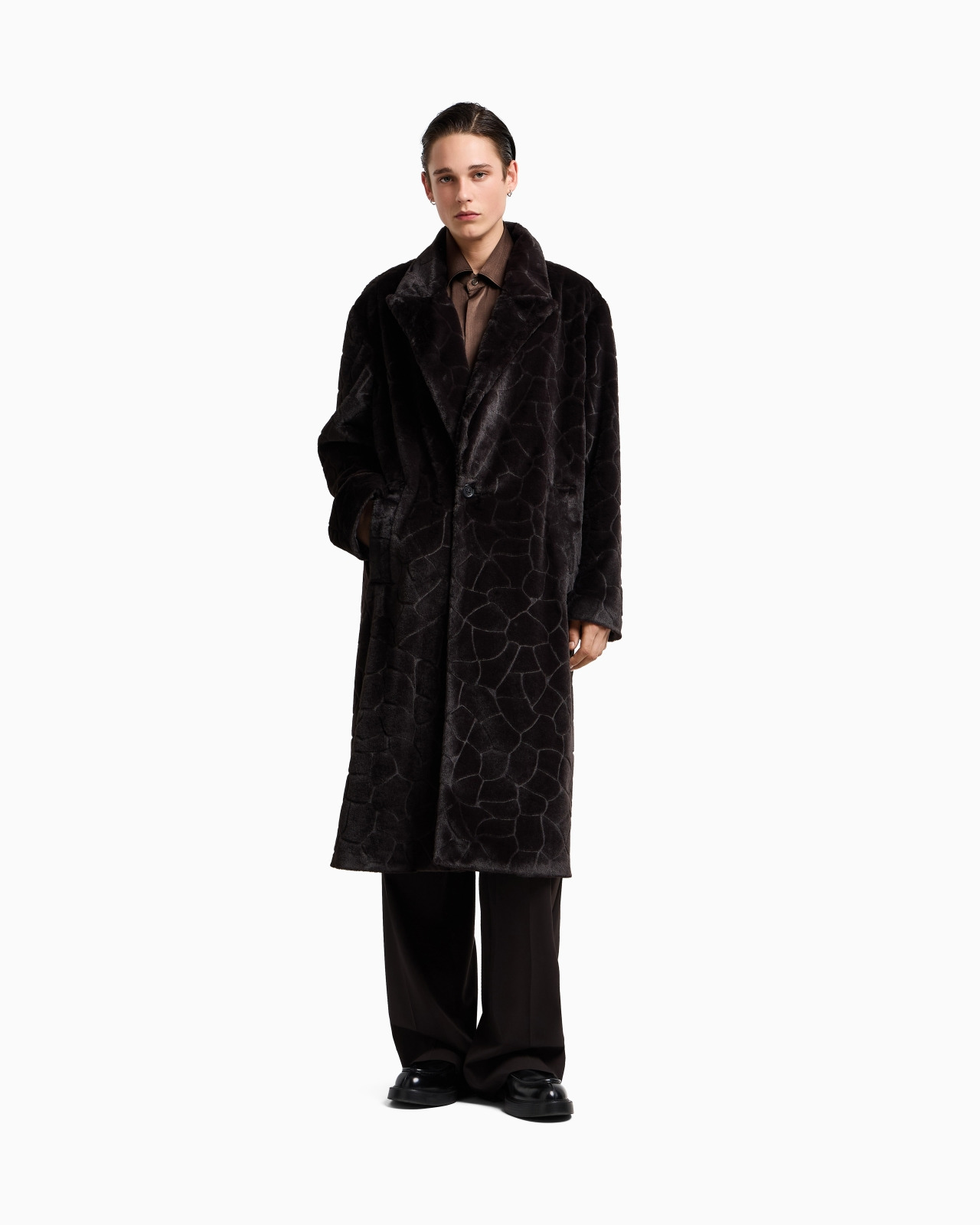SINGLE-BREASTED COAT IN FAUX FUR WITH A CROCODILE INTARSIA - 4
