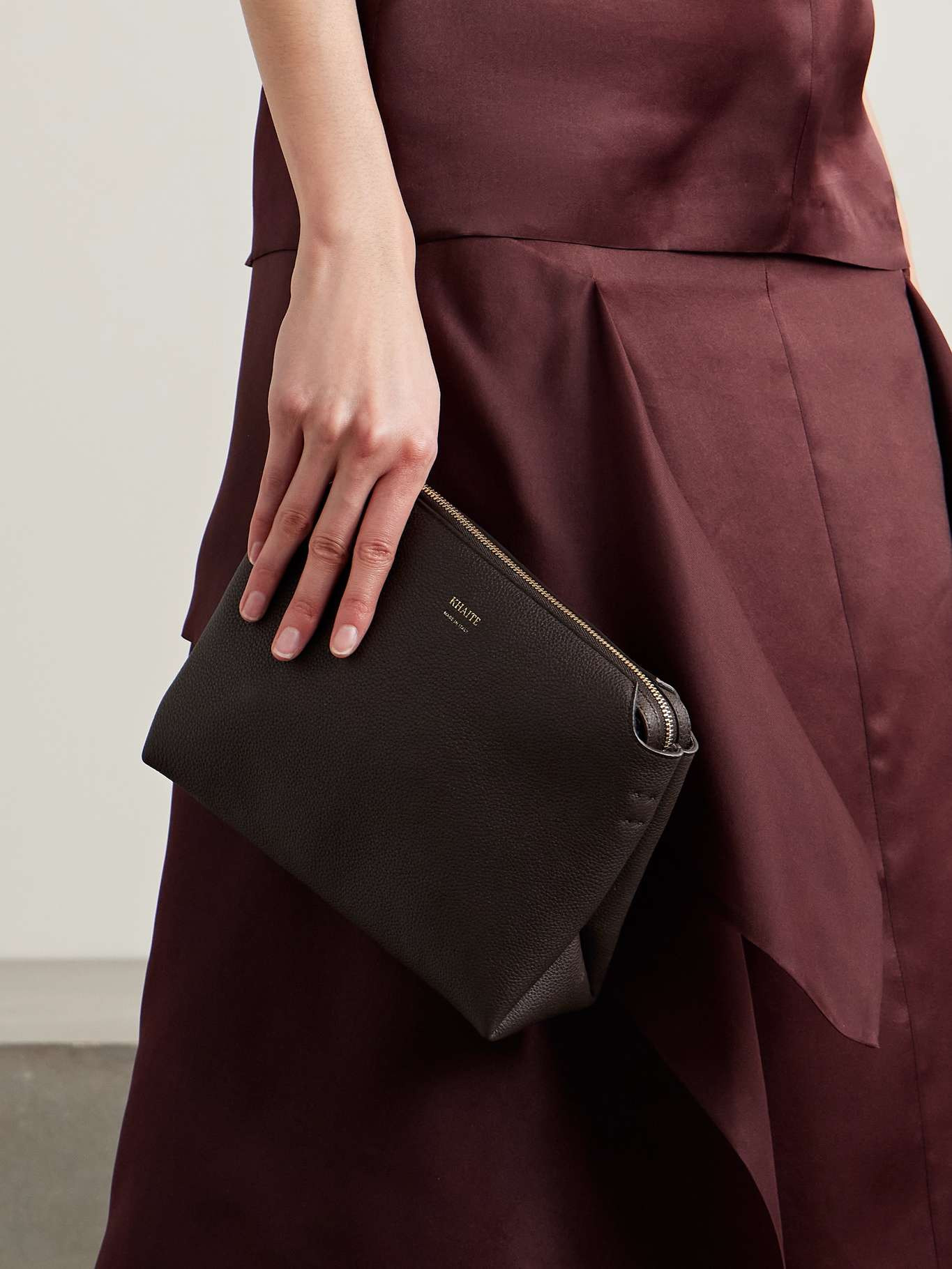 Lina medium textured-leather shoulder bag Brown - 6
