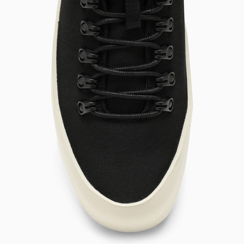 BLACK CANVAS MEDIUM LACE-UP - 3