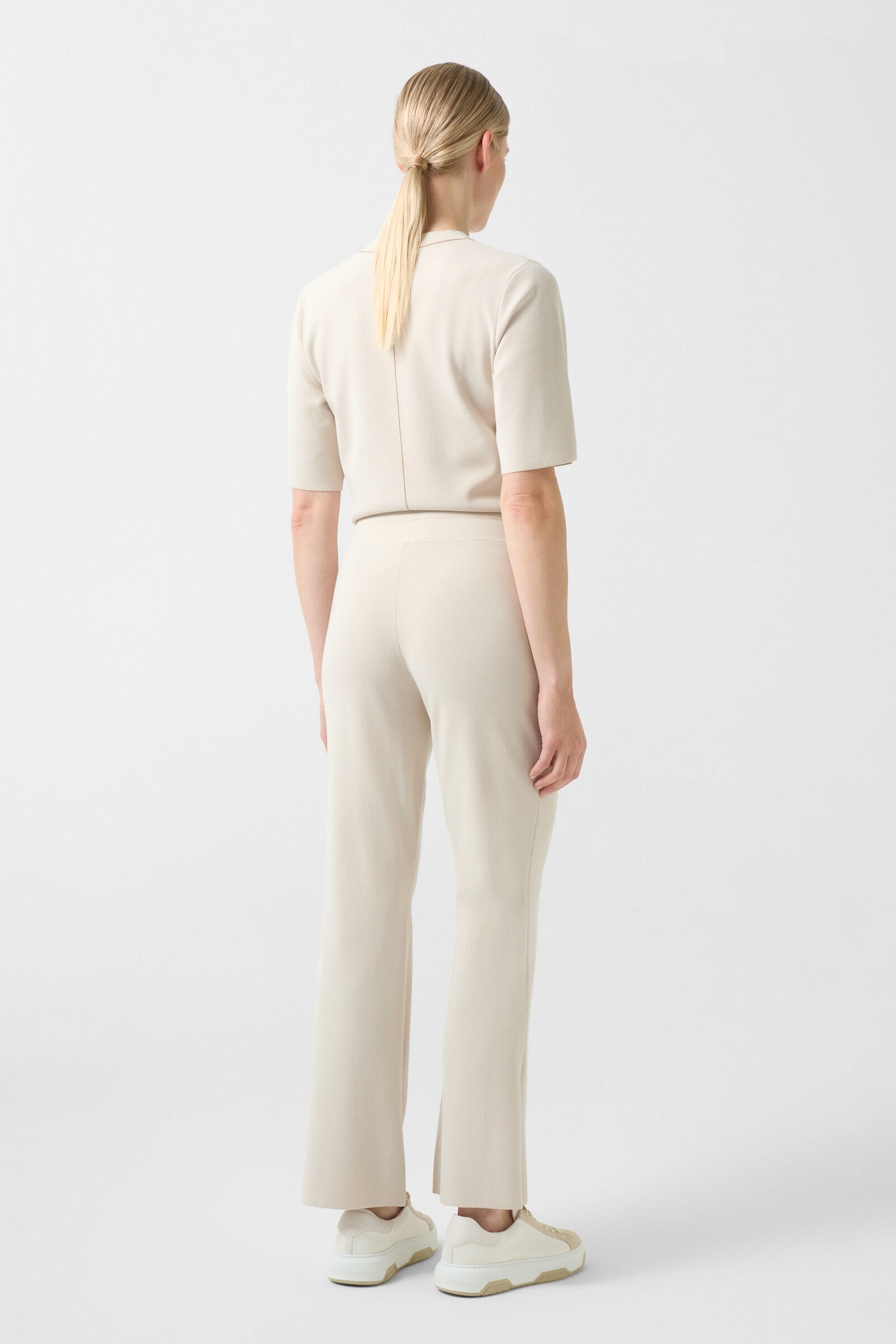 Manon knitted trousers in Sand - 3