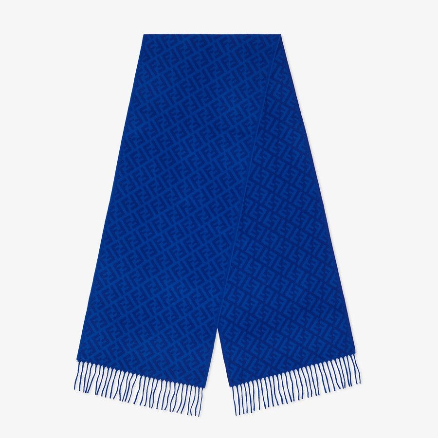 Blue knit scarf - 1