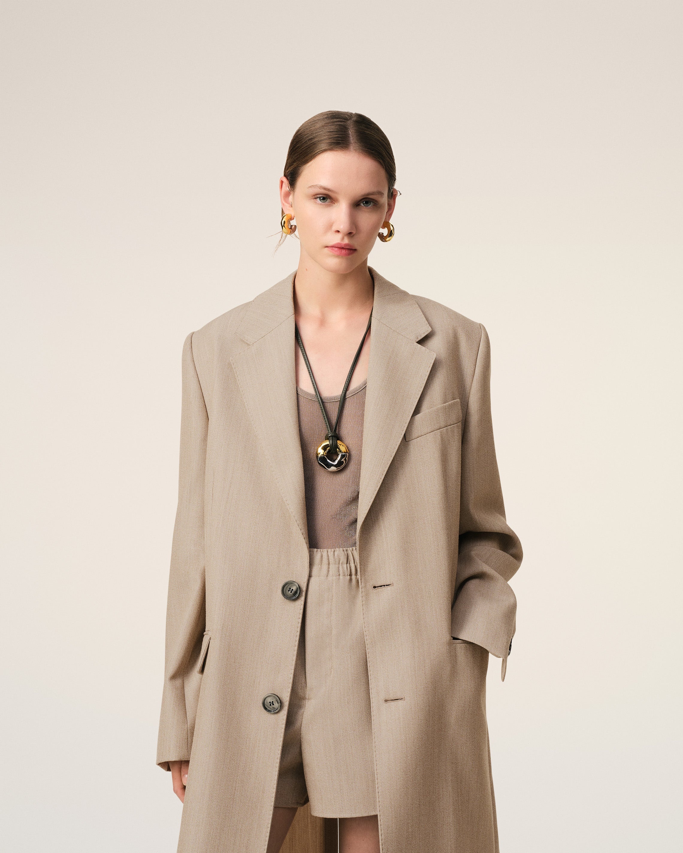 BEIGE WOOL BACK SLIT LONG COAT - 3