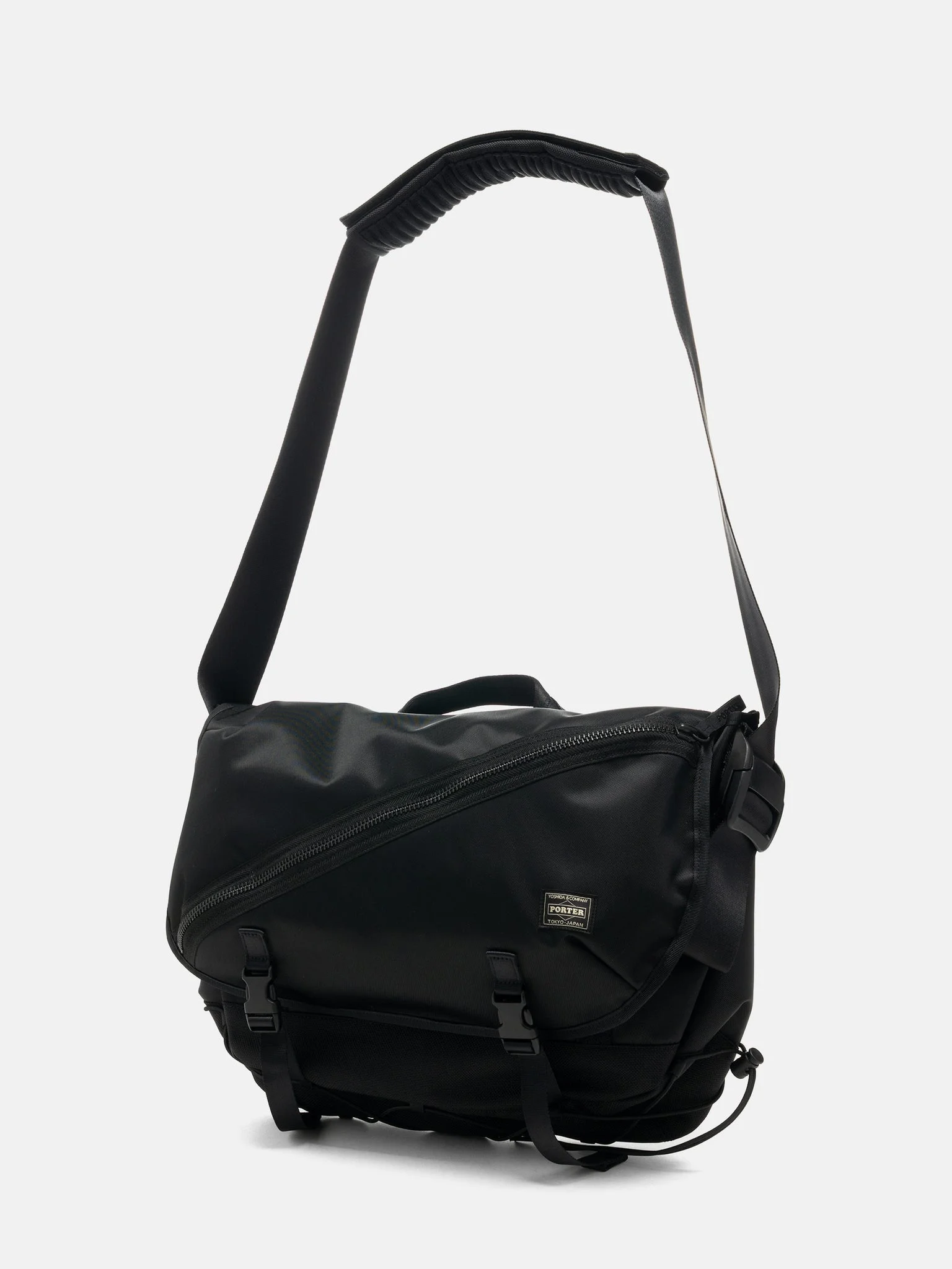 Things Messenger Bag Black - 1