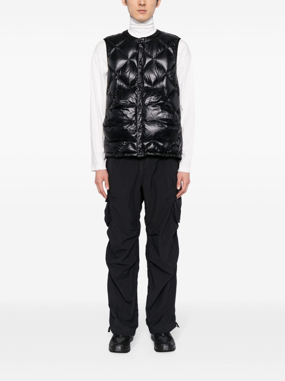 diamond-quilted padded gilet - 4