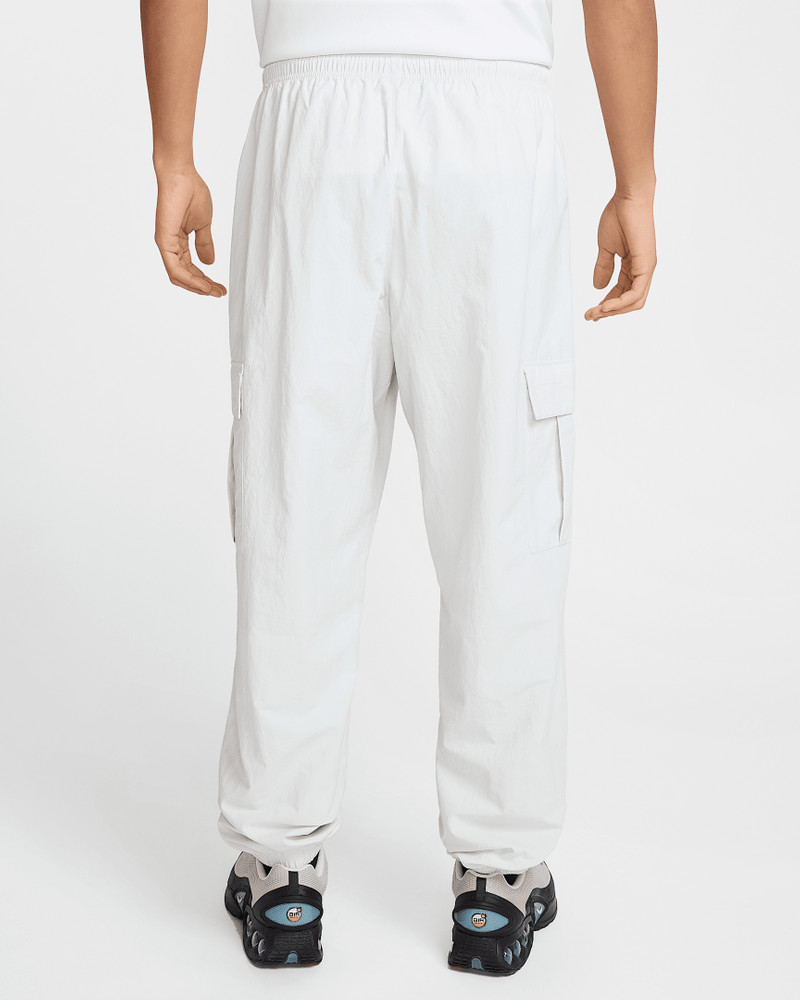 Nike Nike Club Men's Woven Cargo Pants outlook