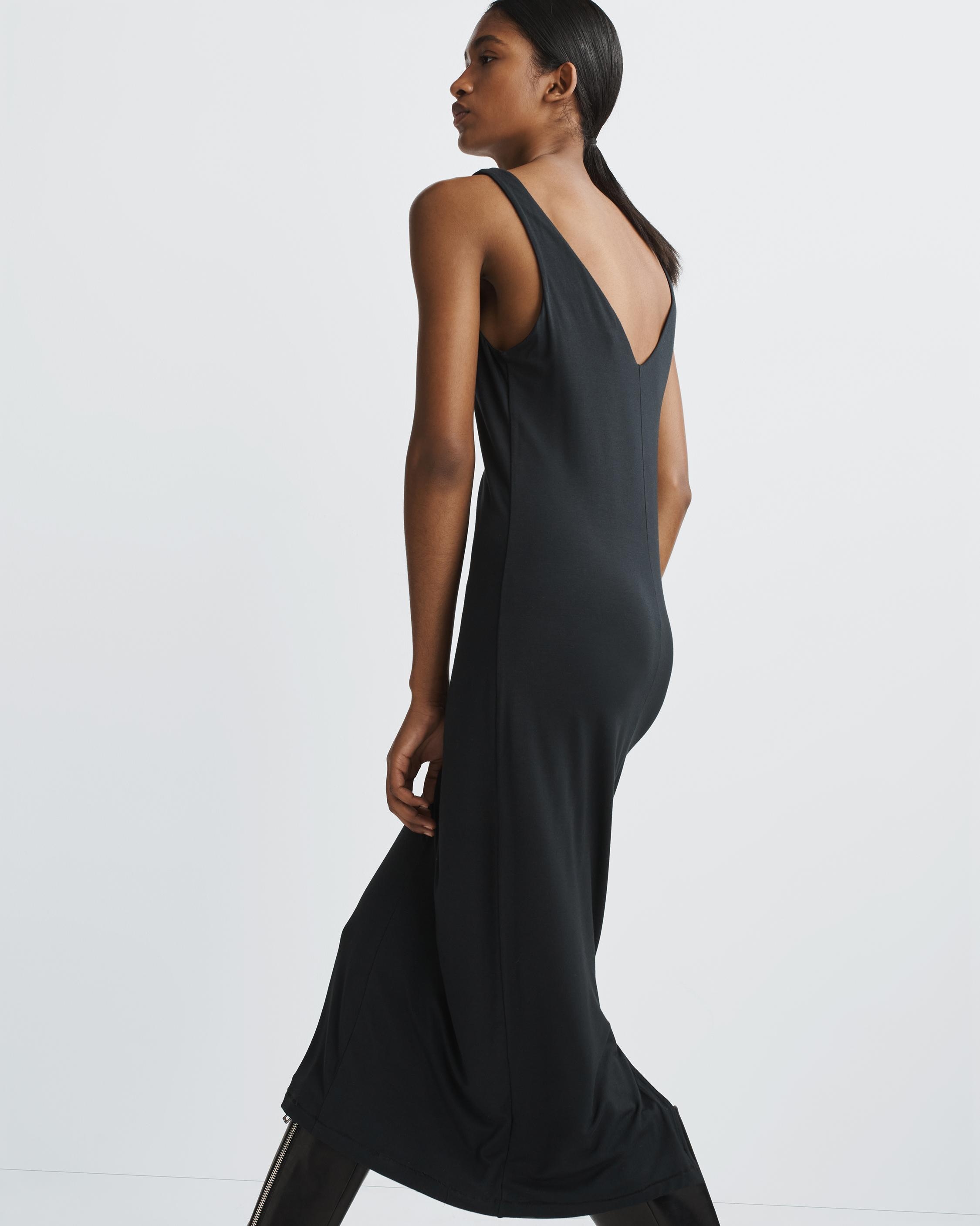Luca V-Neck Midi Dress
Jersey Dress - 7