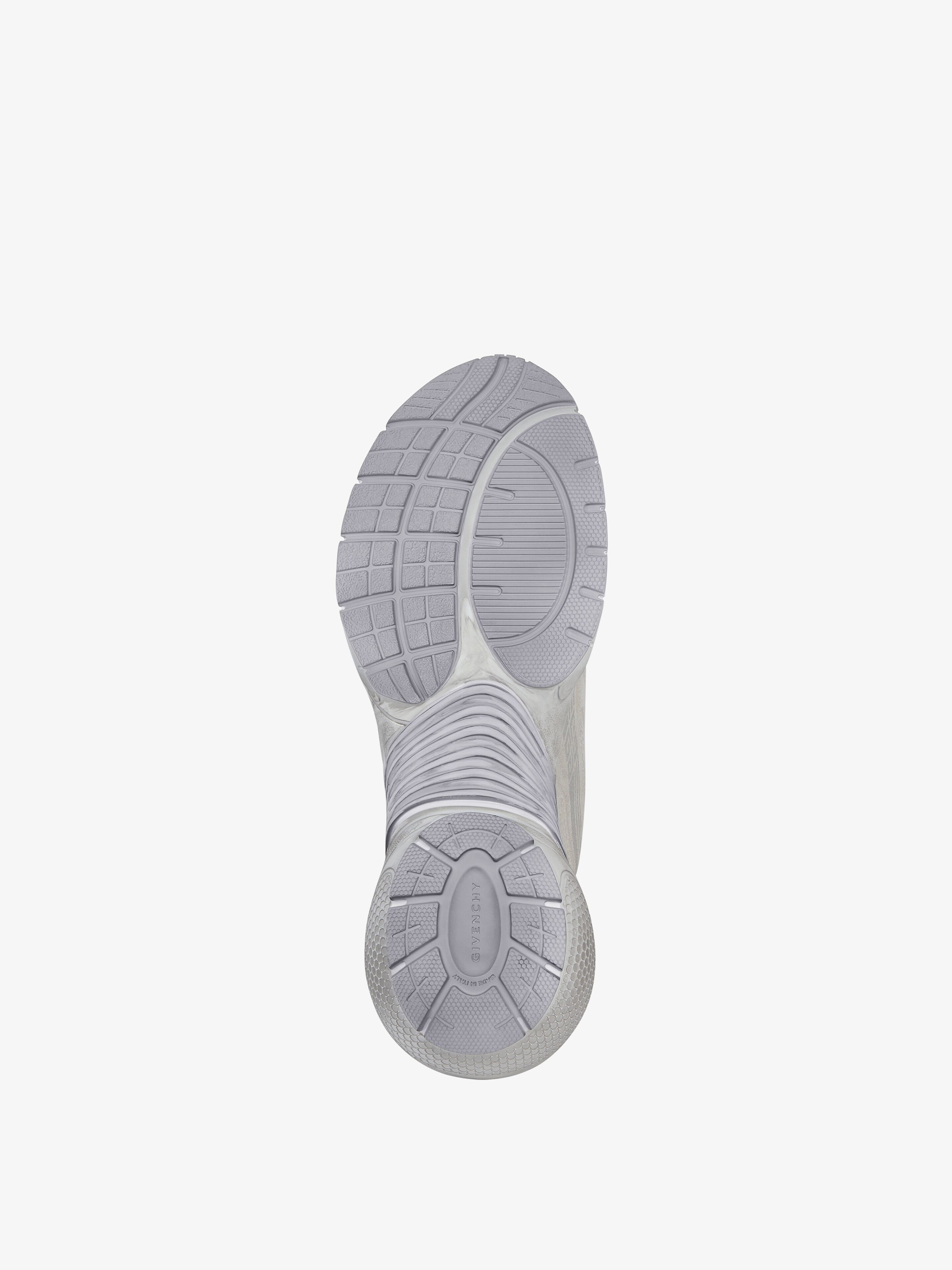 TK-MX RUNNER SNEAKERS IN SUEDE WITH USED EFFECT - 5