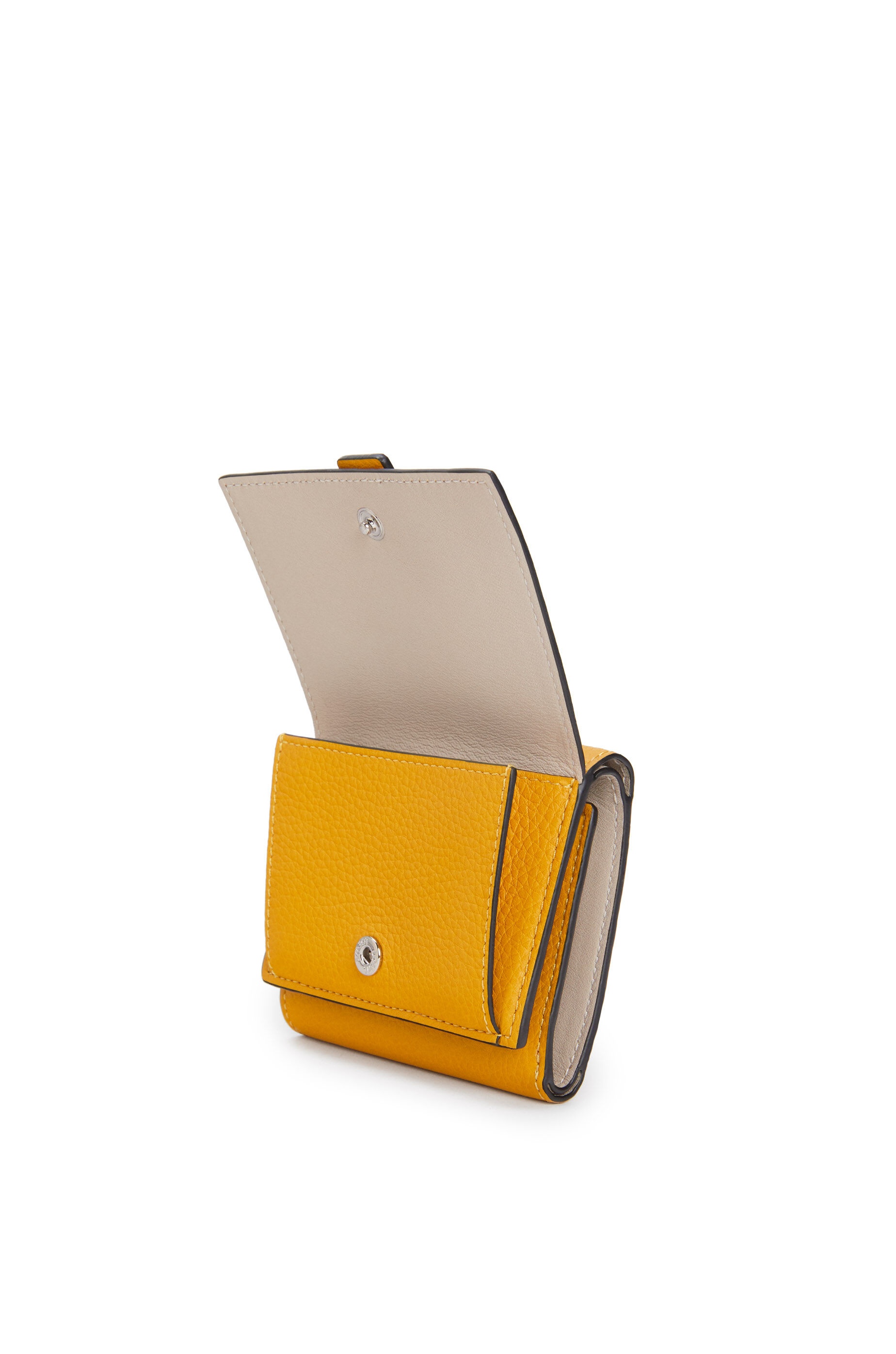 Trifold wallet in soft grained calfskin - 2