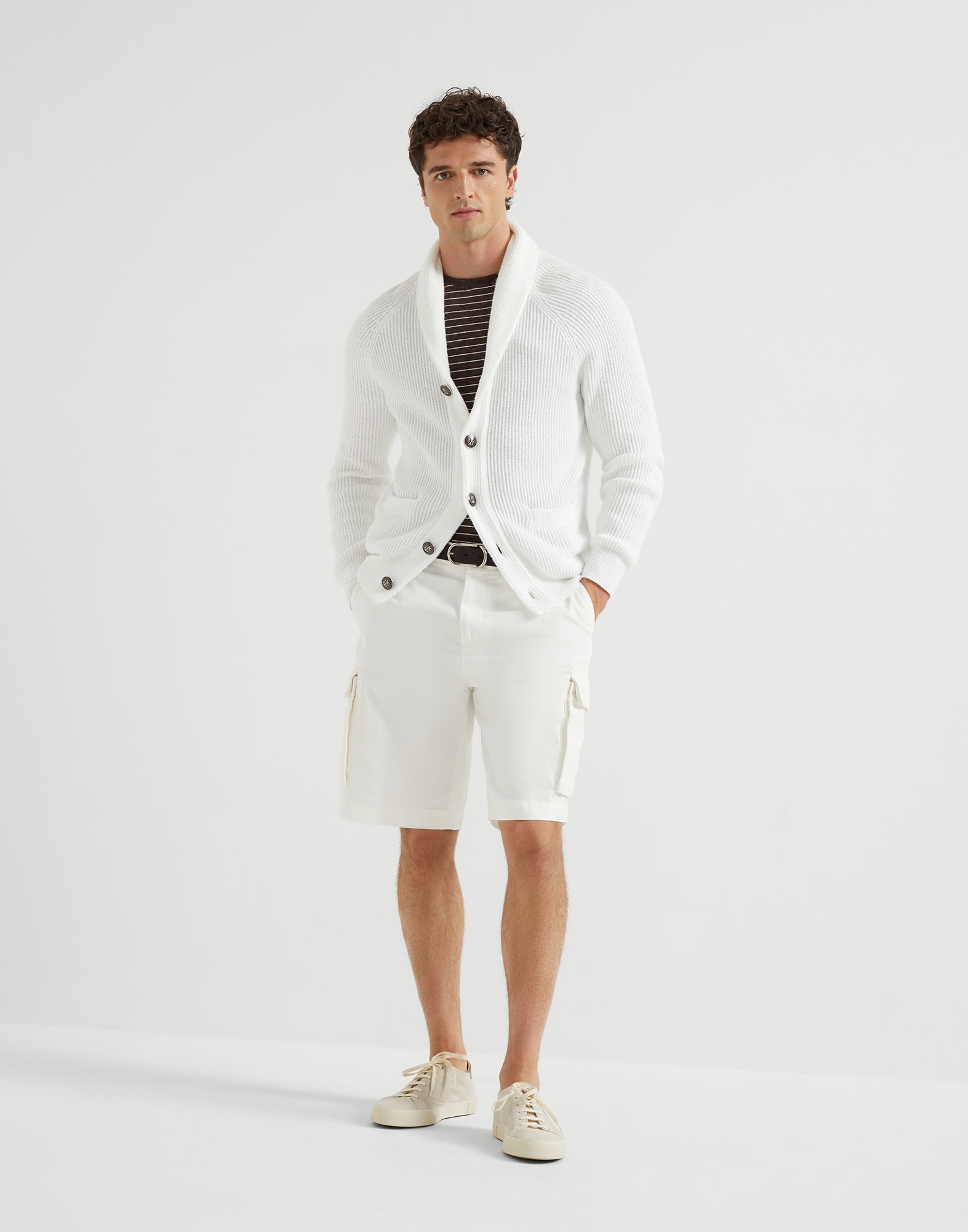 Garment-dyed Bermuda shorts in twisted cotton gabardine with cargo pockets - 4