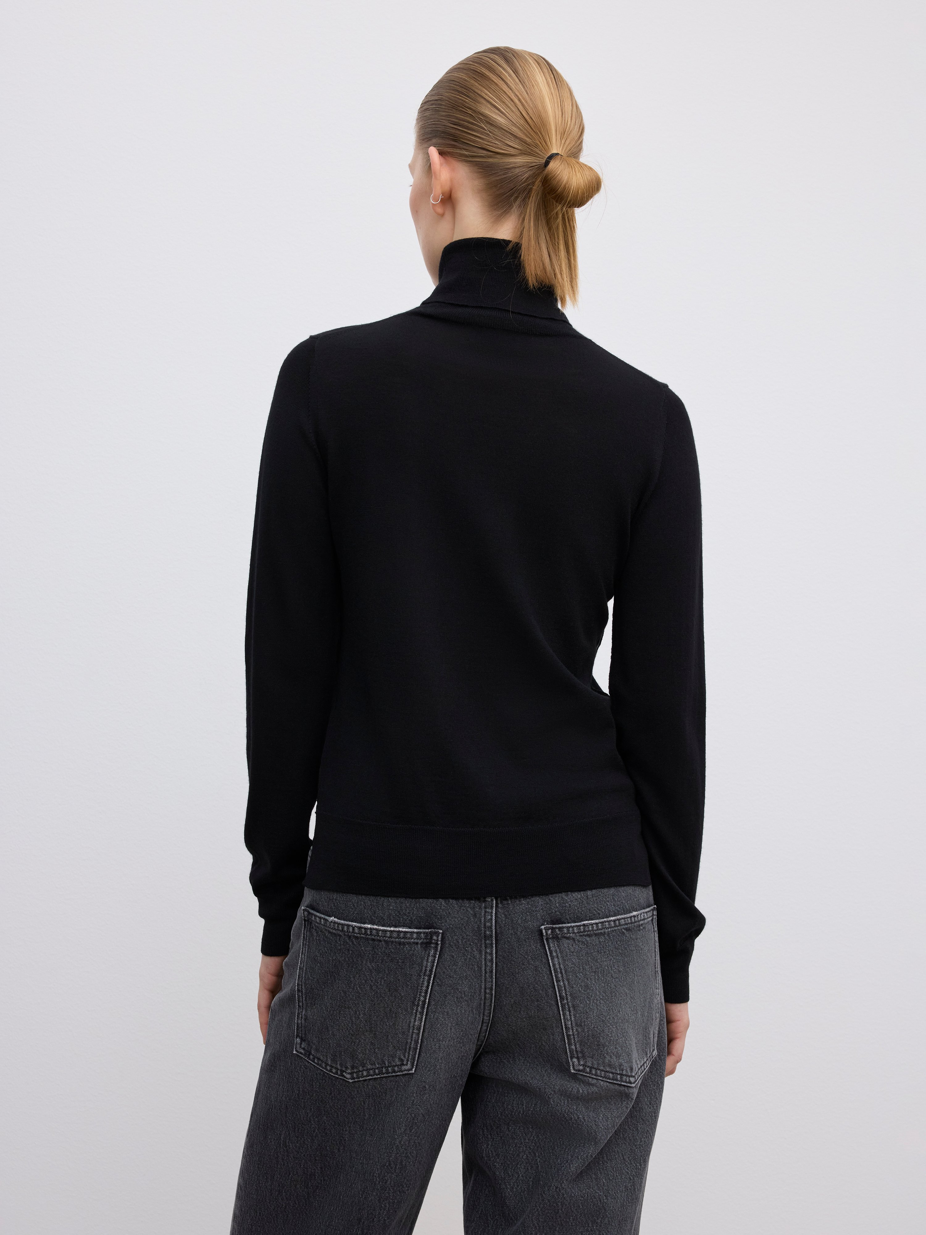 Cashmere Turtleneck - 6
