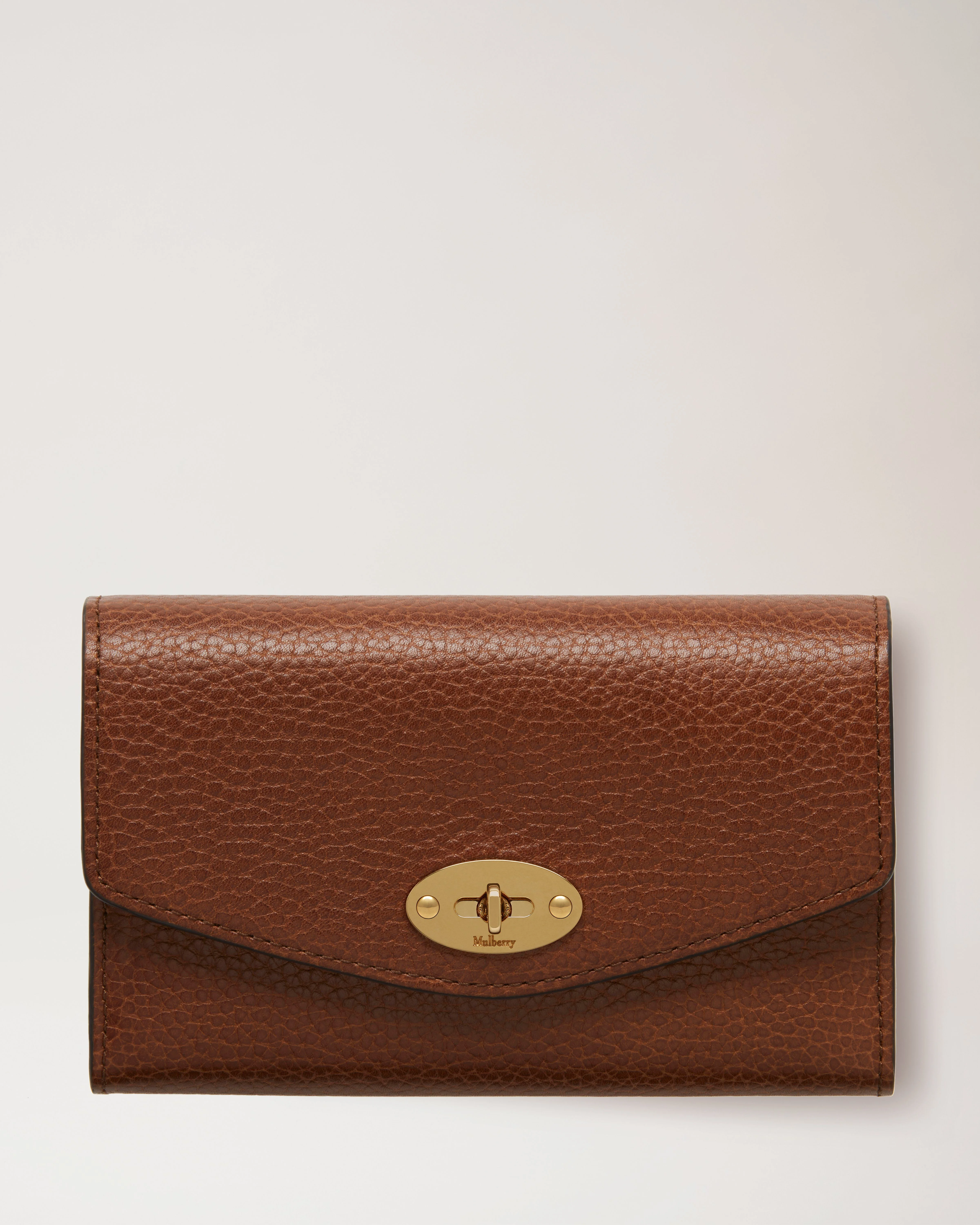 Medium Darley Wallet
Oak Small Classic Grain - 1