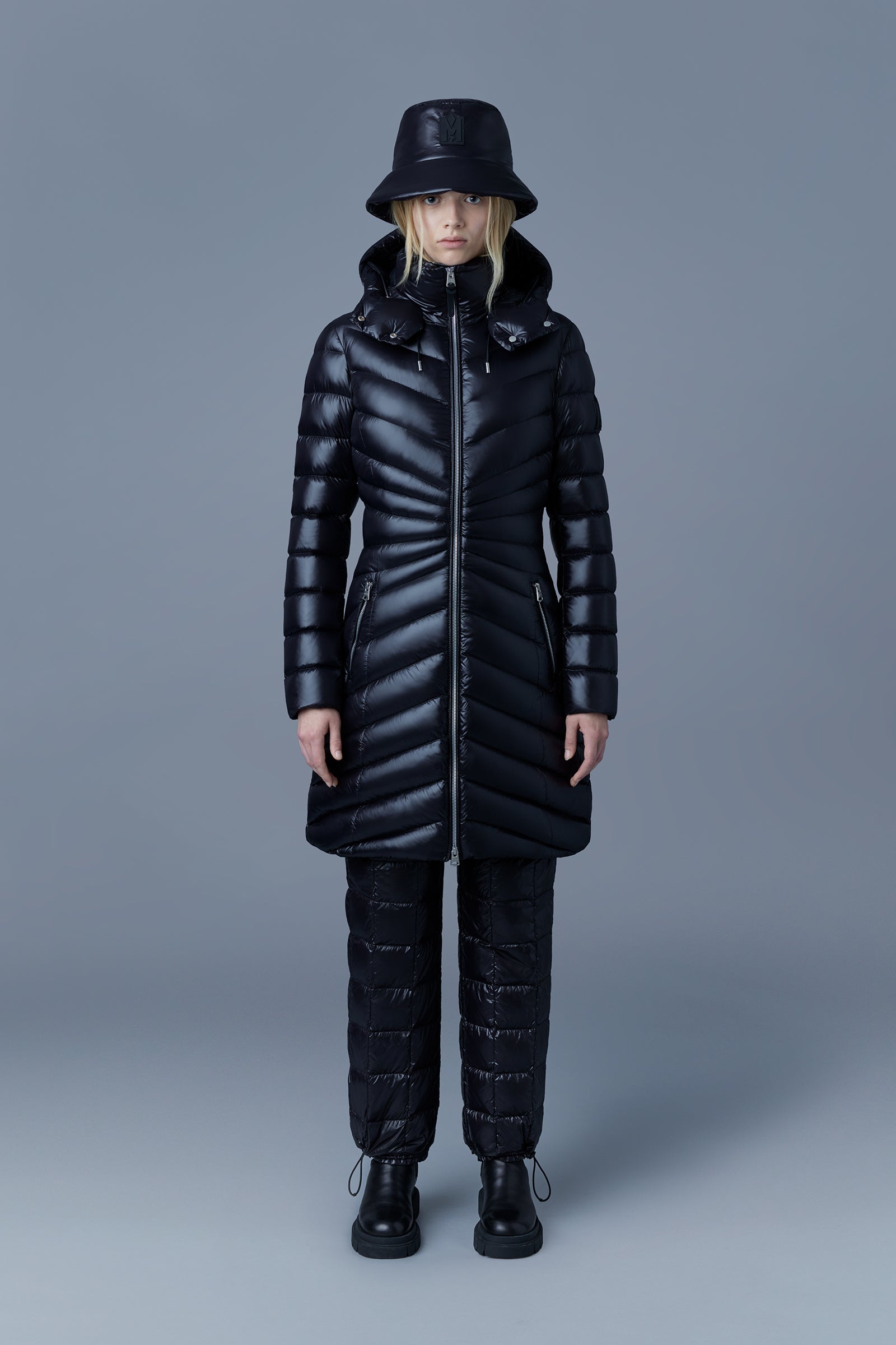 CAMEA Light down jacket with removable hood - 2