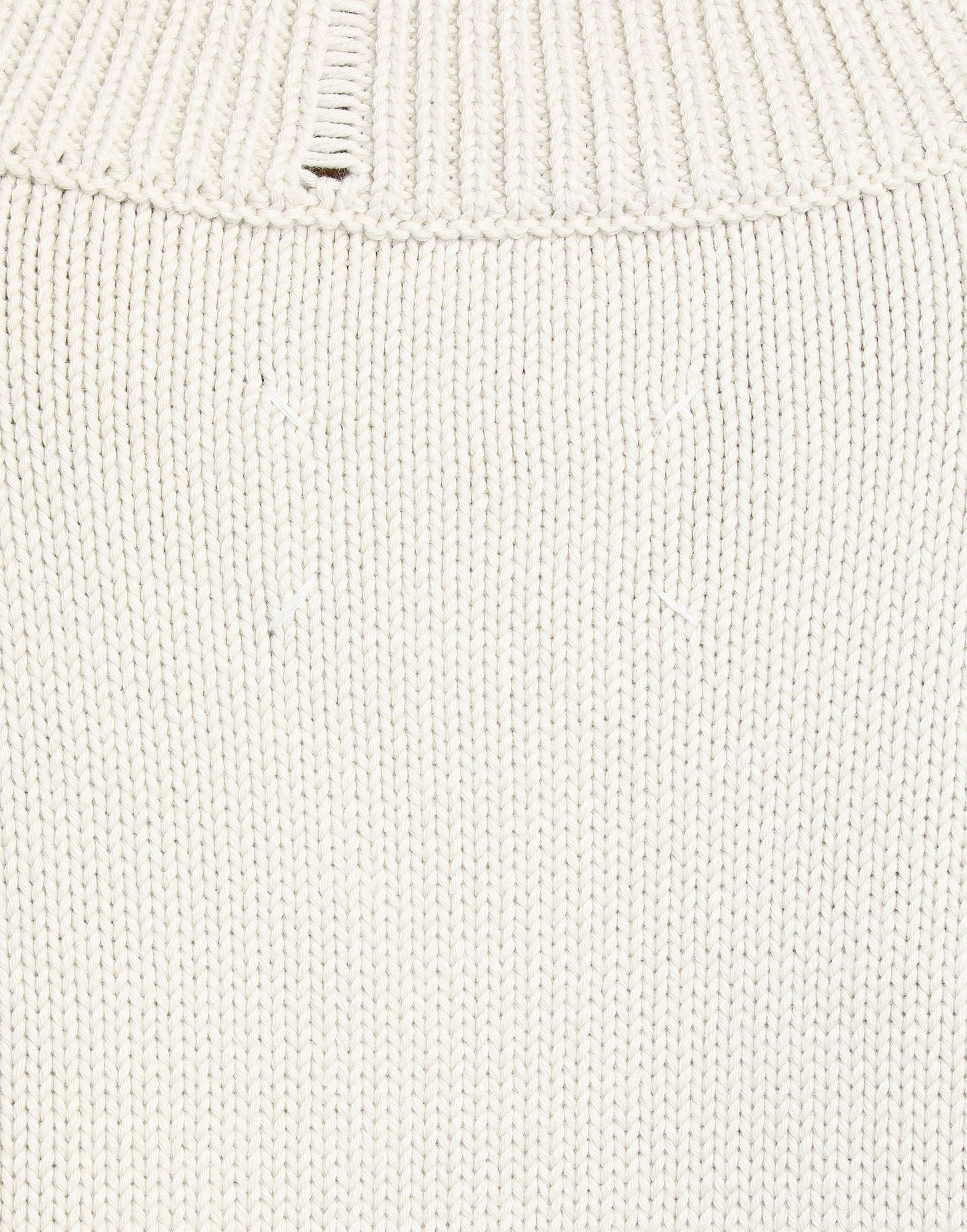 Destroyed tabard - 6