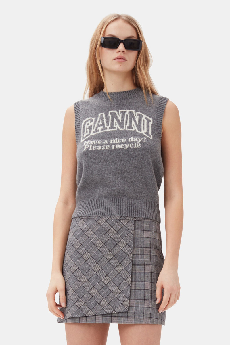 BLACK RECTANGULAR SUNGLASSES 3