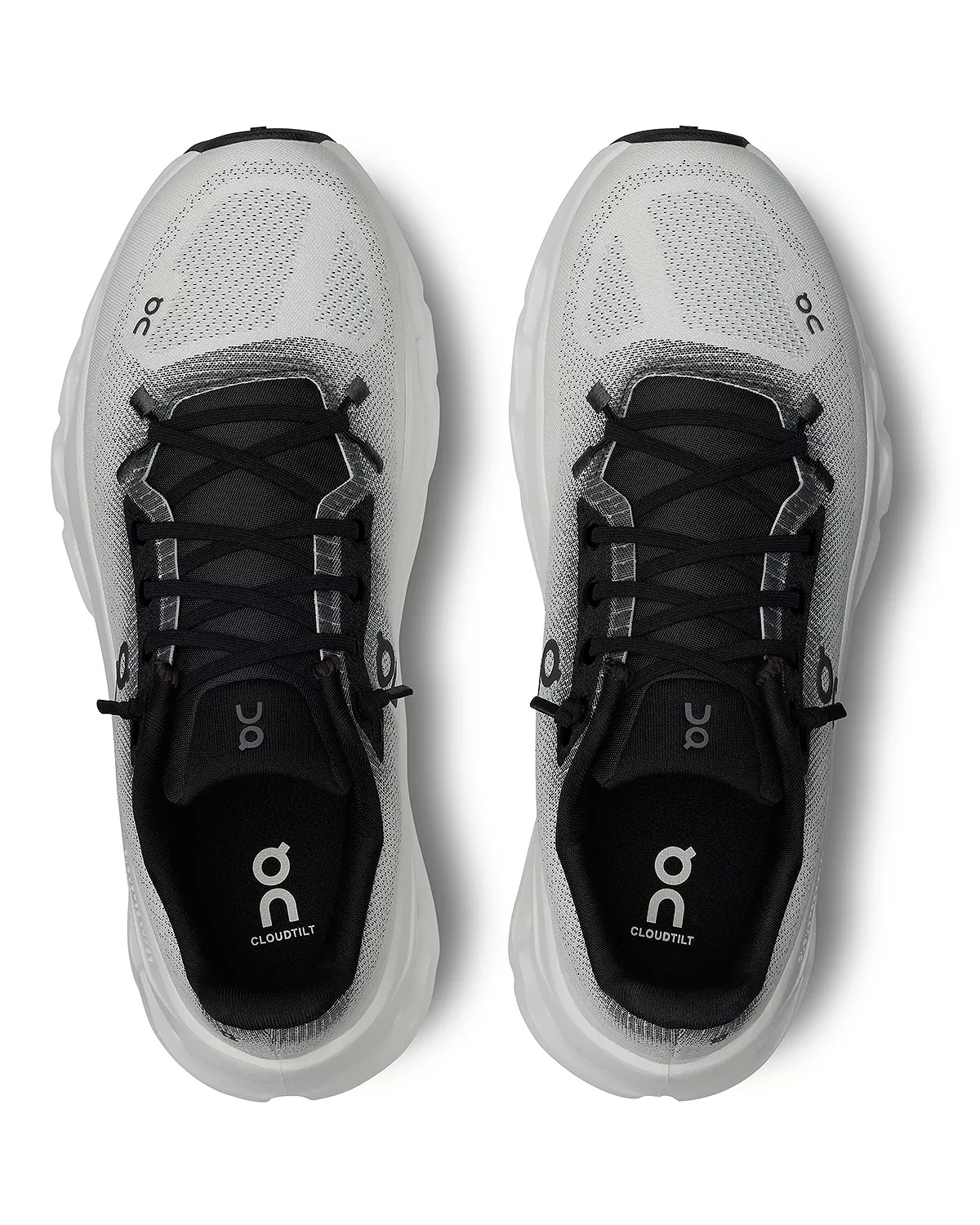 Women's Cloudtilt Low Top Sneakers - 5