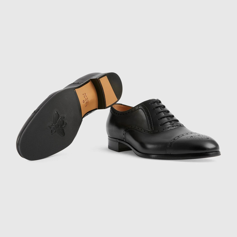 Men's shoe with brogue details 5