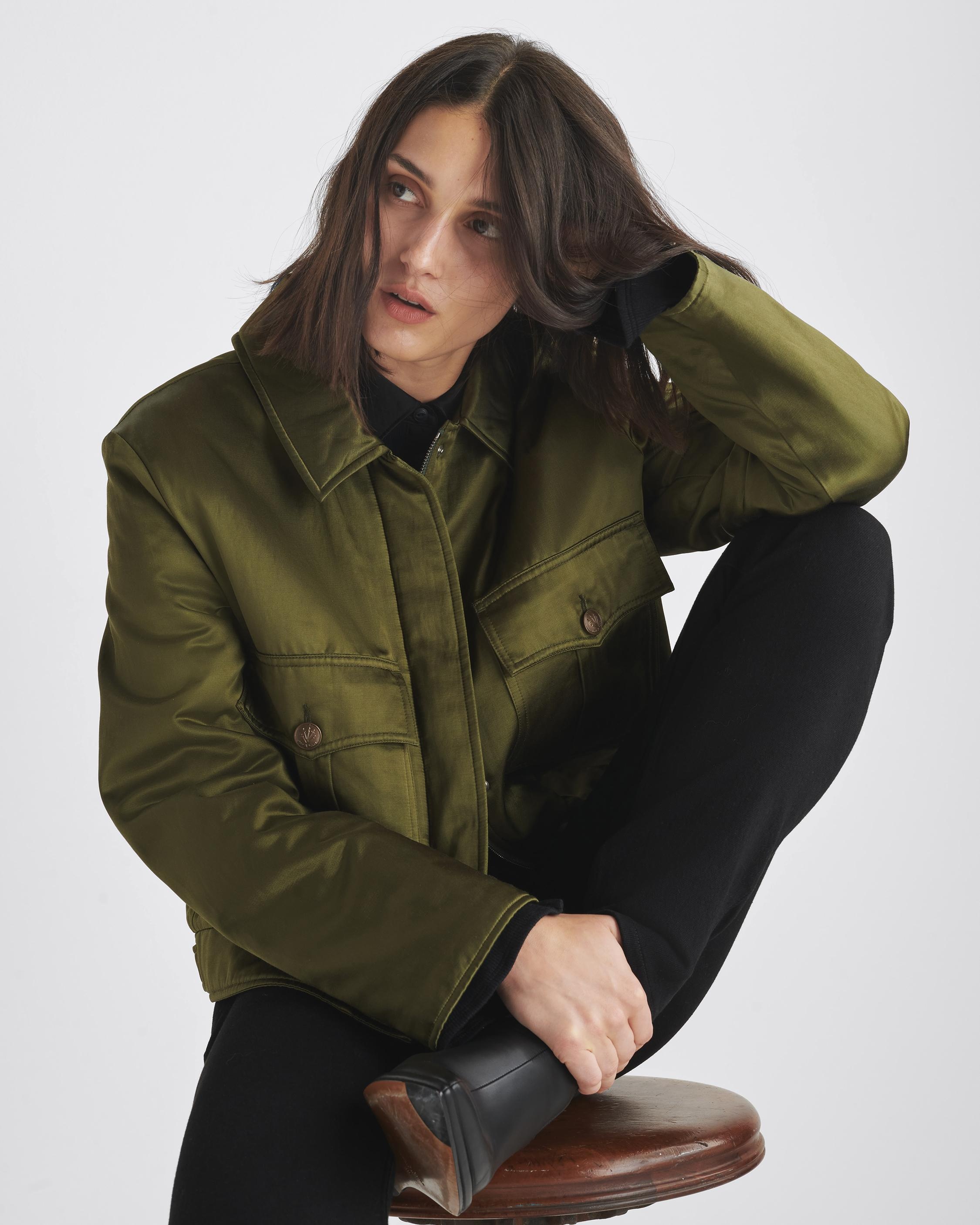 Colton Japanese Satin Jacket
Classic Fit - 2