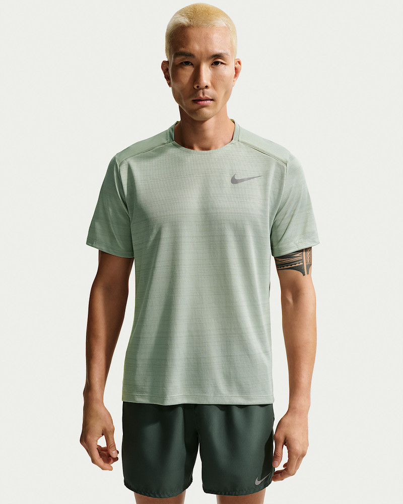 Nike Dri-FIT Miler Men's Short-Sleeve Running Top 1