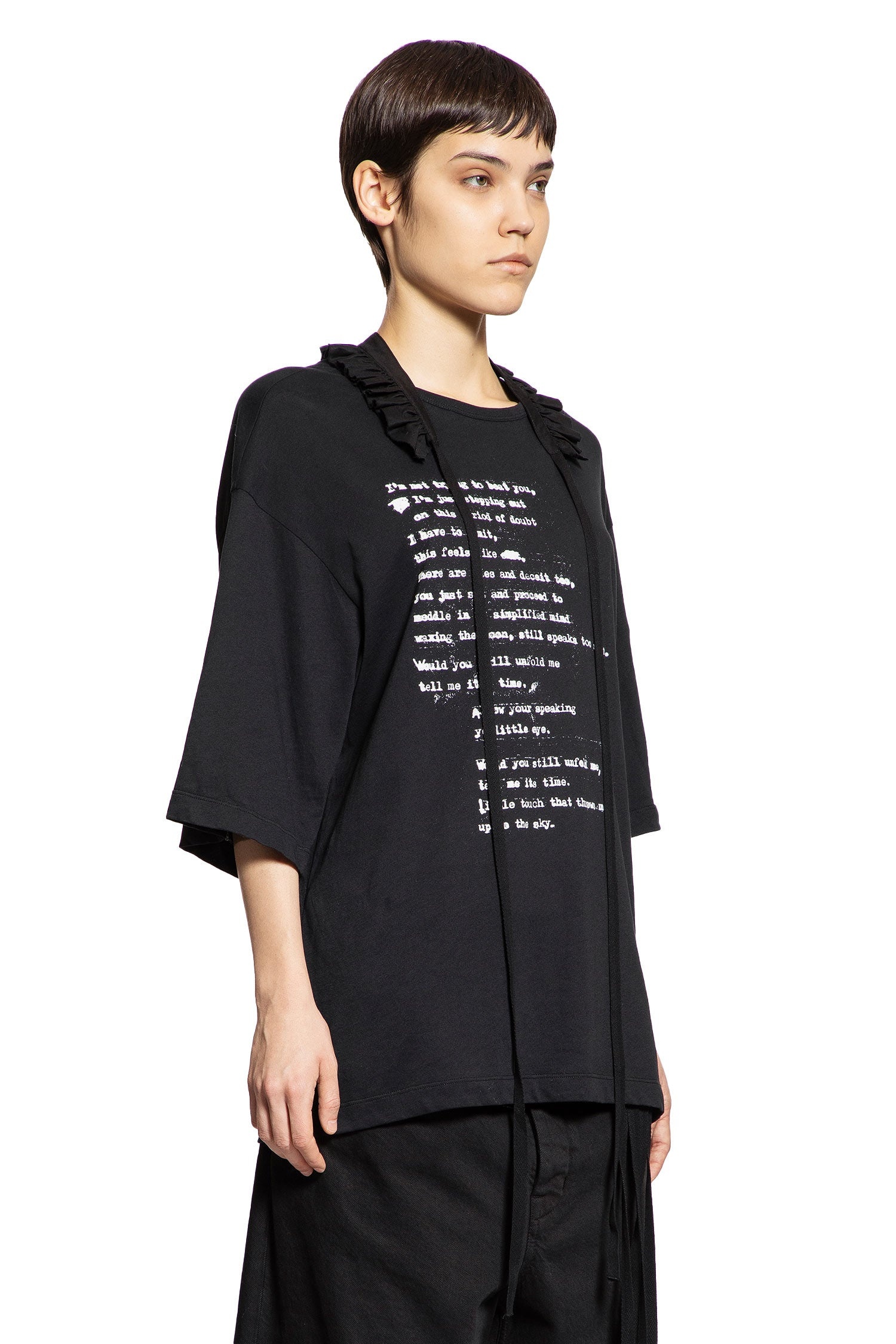 Agapi-Printed-T-Shirt-With-Detachable-Collar - 2