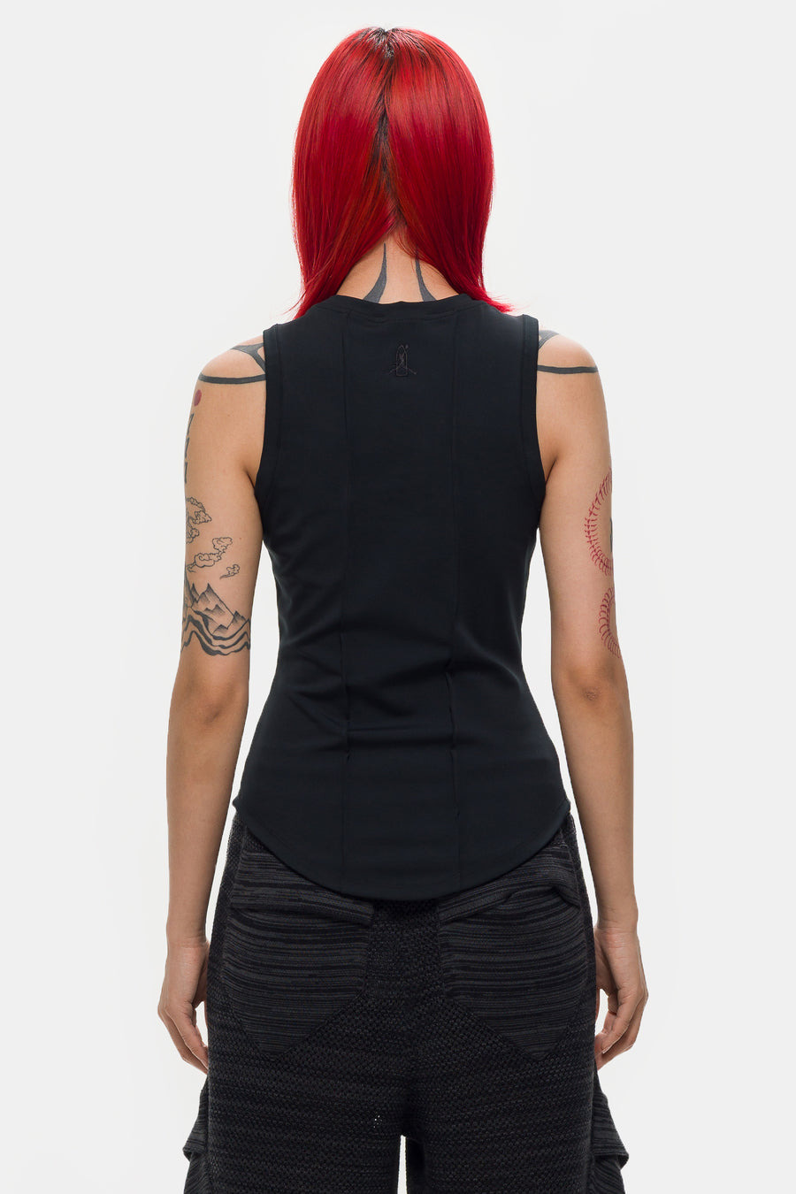Téla Tank Top in Black - 3