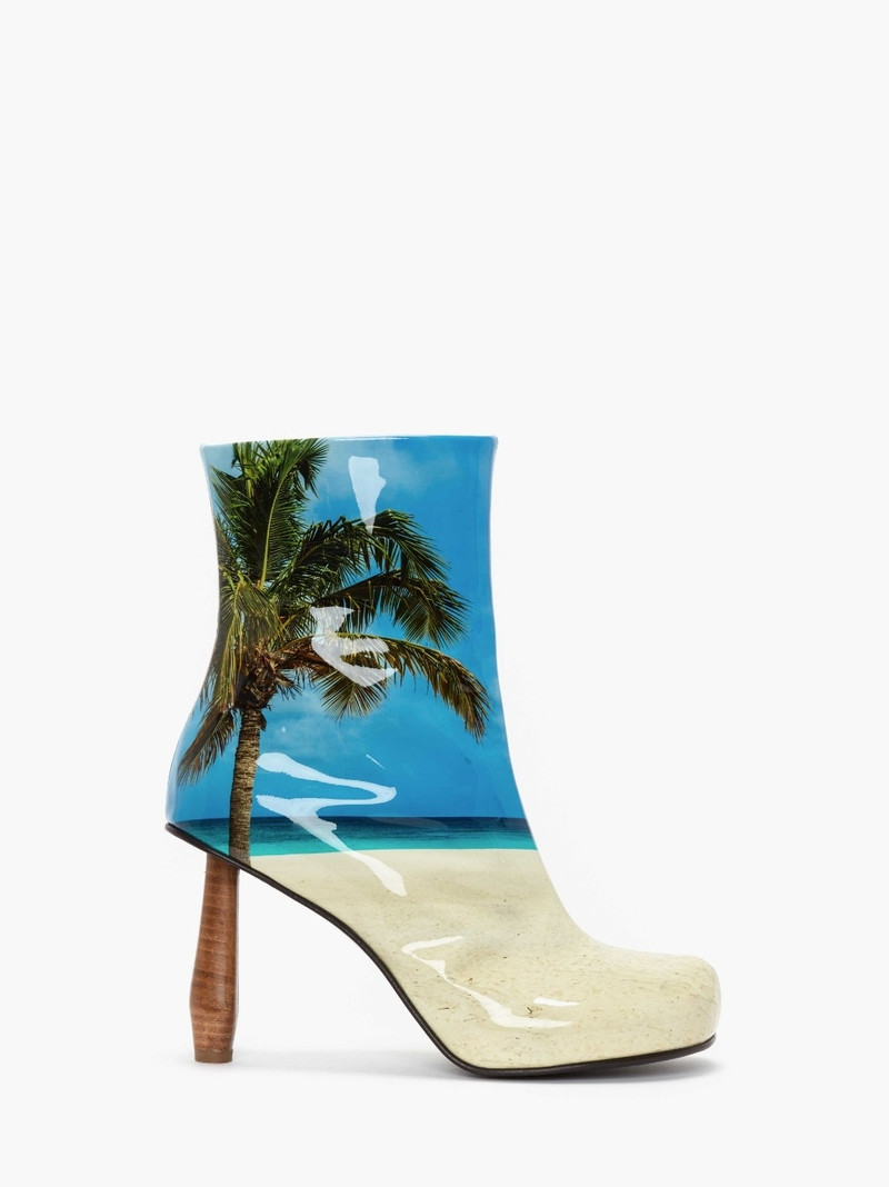 PATENT LEATHER HEEL ANKLE BOOTS 1