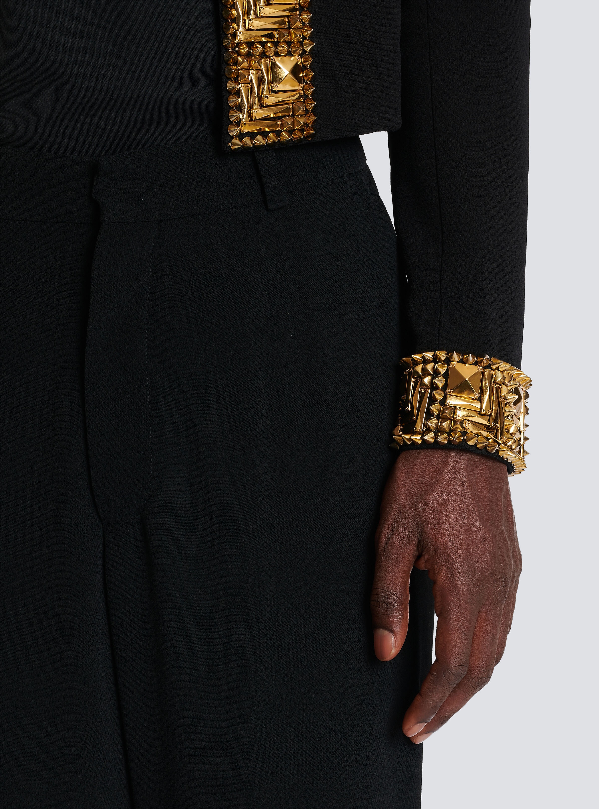 Blazer embroidered with pyramid studs - 8