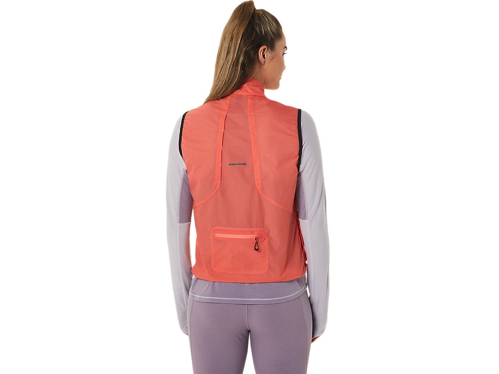 WOMEN'S METARUN PACKABLE VEST - 2