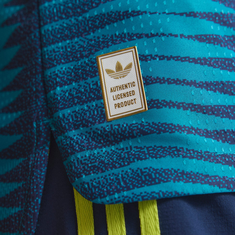 Colombia 26 Away Authentic Jersey 8