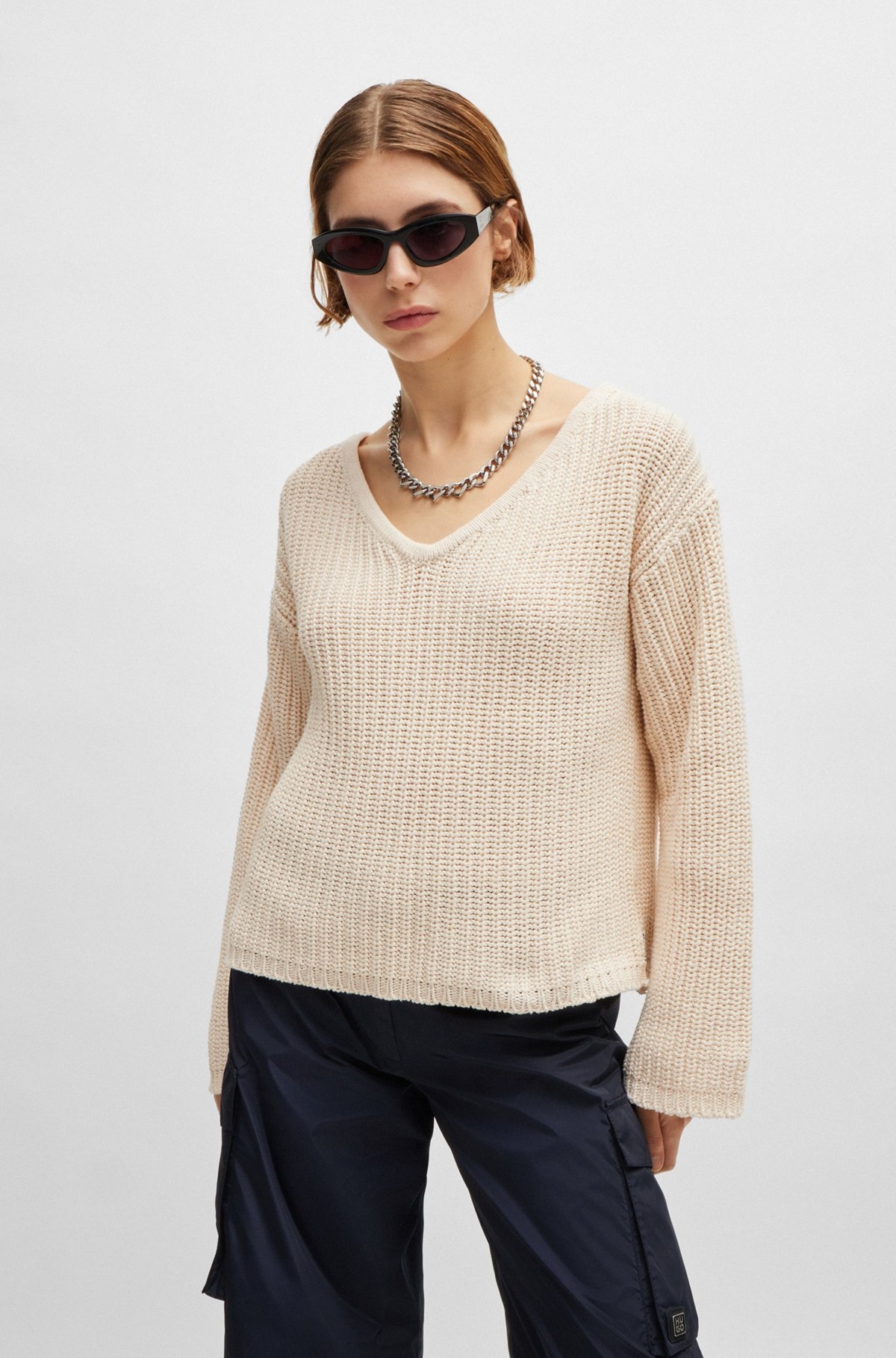 OVERSIZE-FIT LONG-SLEEVED SWEATER WITH V NECKLINE - 2