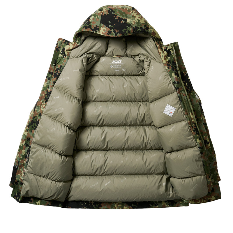 PALACE GORE-TEX WINDSTOPPER DOWN PARKA FLECKTARN CAMO outlook