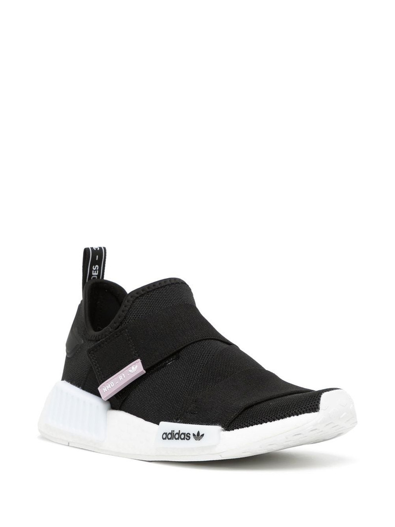 adidas low-top sneakers outlook