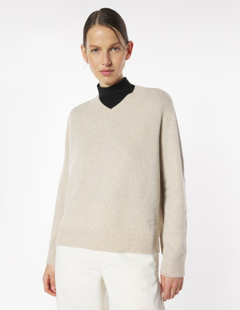 MERINO WOOL COMFORT V-NECK JUMPER 3