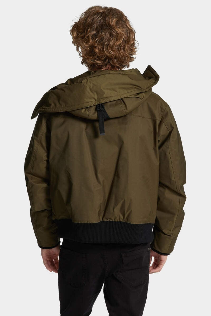 TECHNO DOWN BOMBER 4